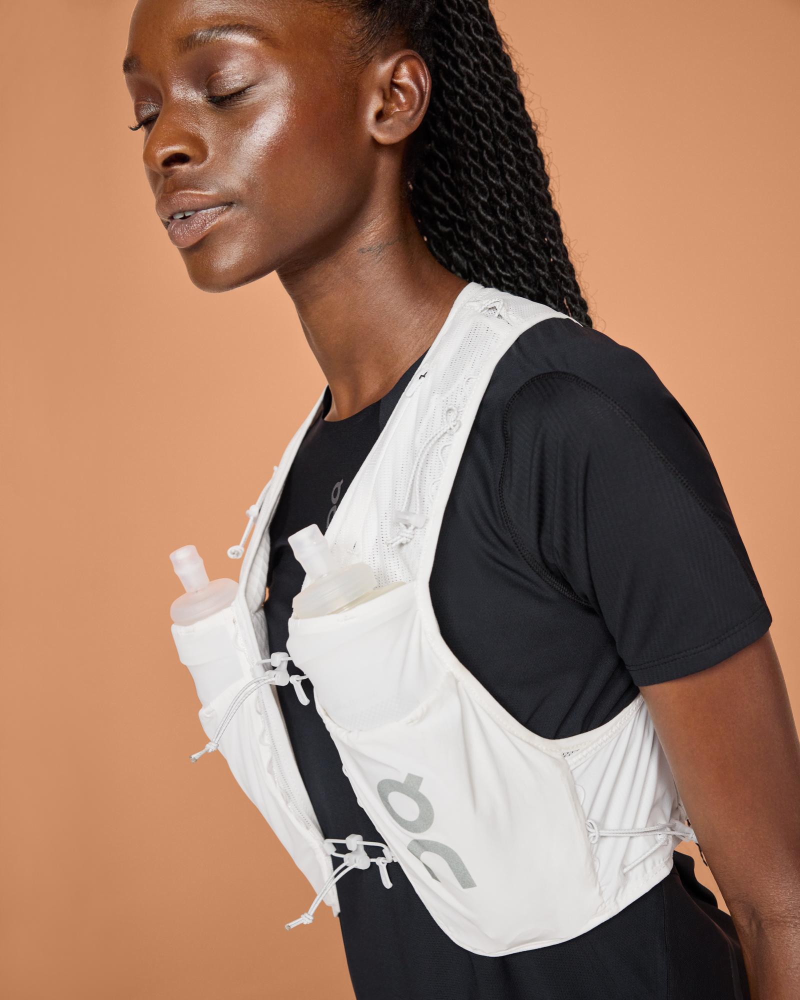 Жилет Ultra Vest 10L, неокрашенный белый — фото 2
