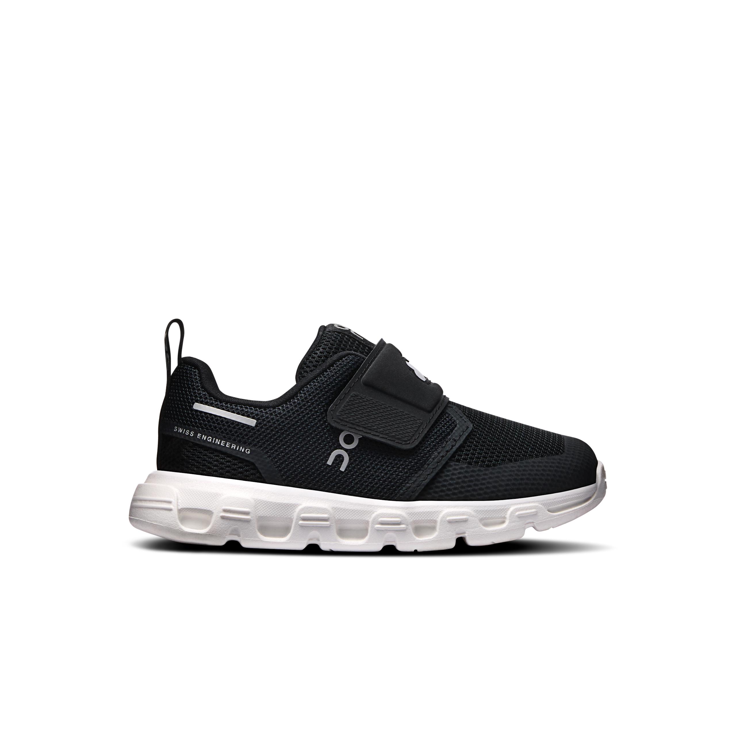Cloud Dash Black | White
