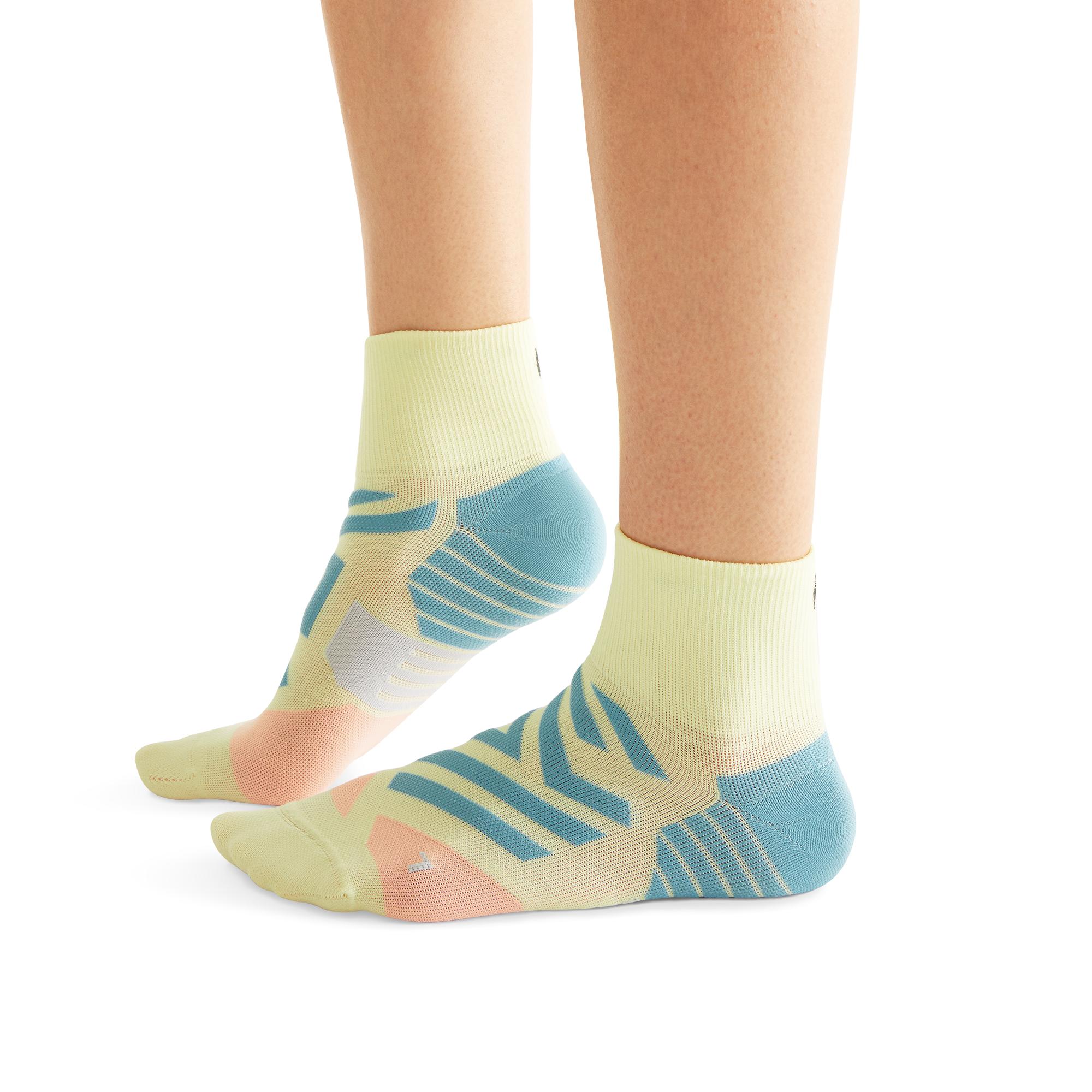 Performance Mid Sock Hay | Rose