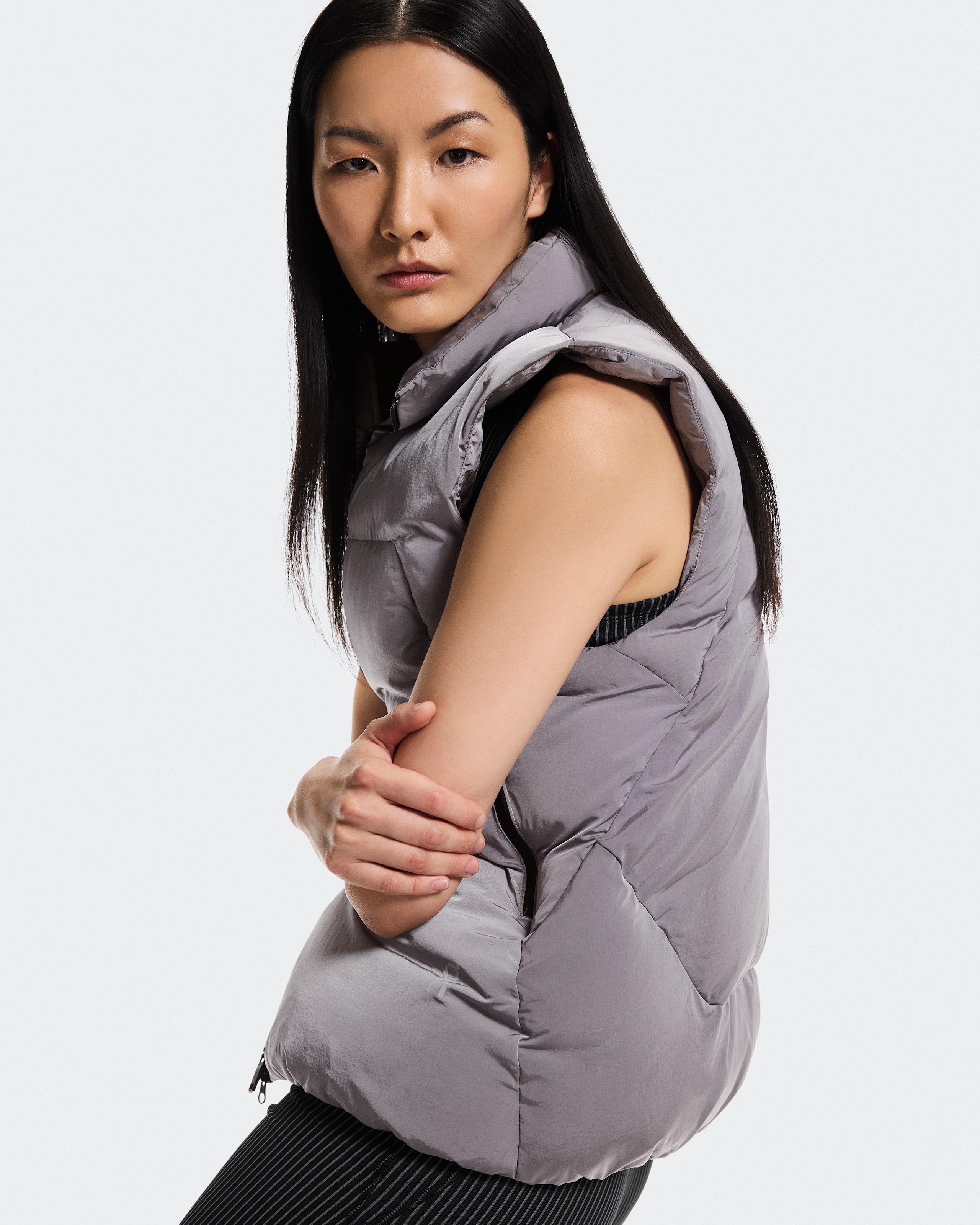 Женский утеплённый жилет All-Day Puffer Vest, сиреневый (Lilac) — фото 3