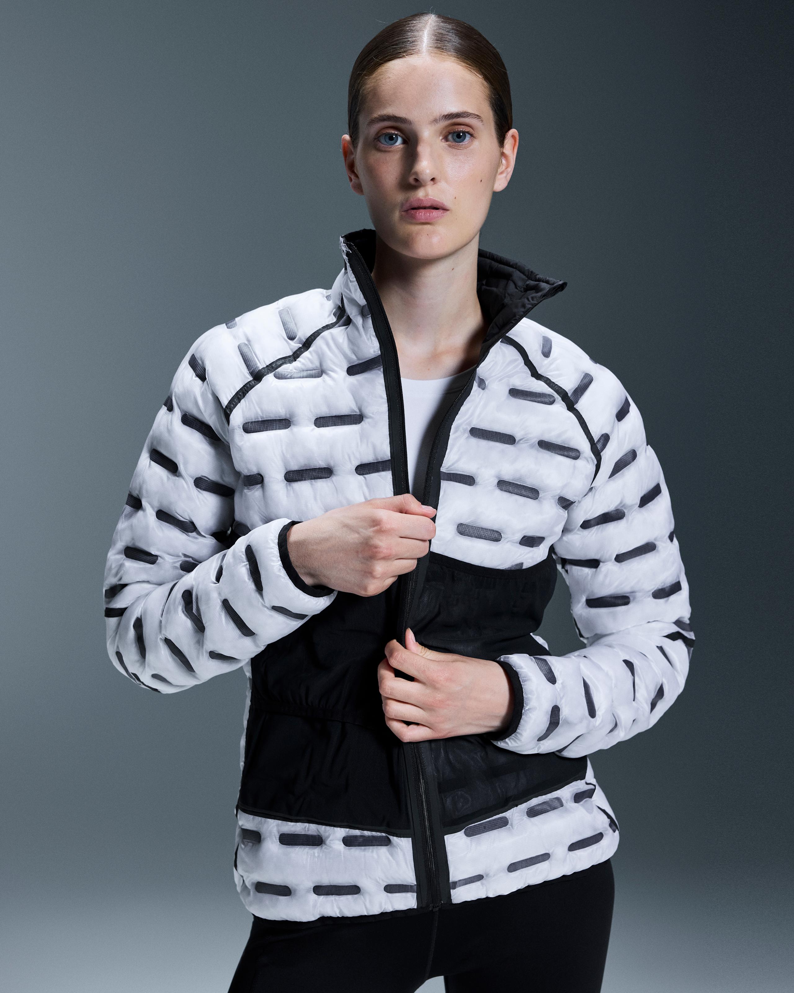 Женская куртка On Switch Jacket, Black / White — фото 6