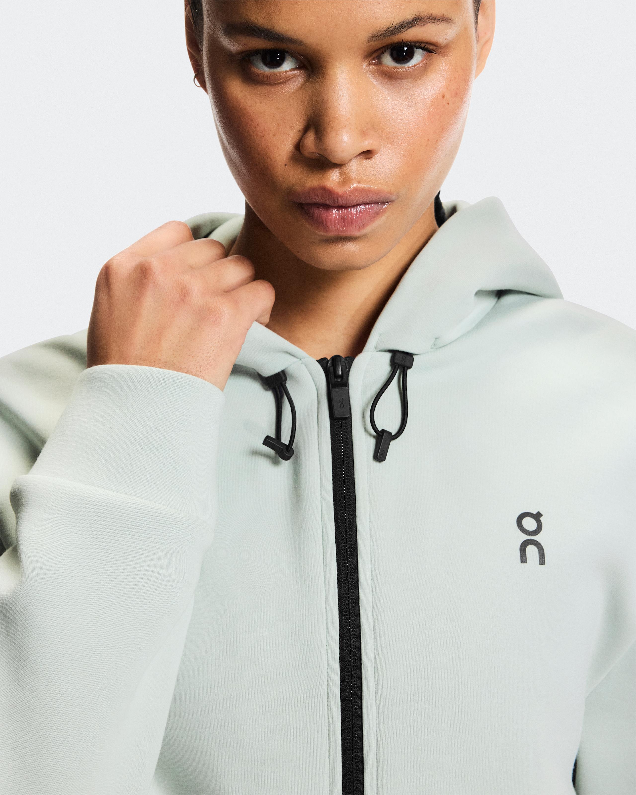 Женское худи на молнии On Focus Tech Zip Hoodie, Mineral — фото 4