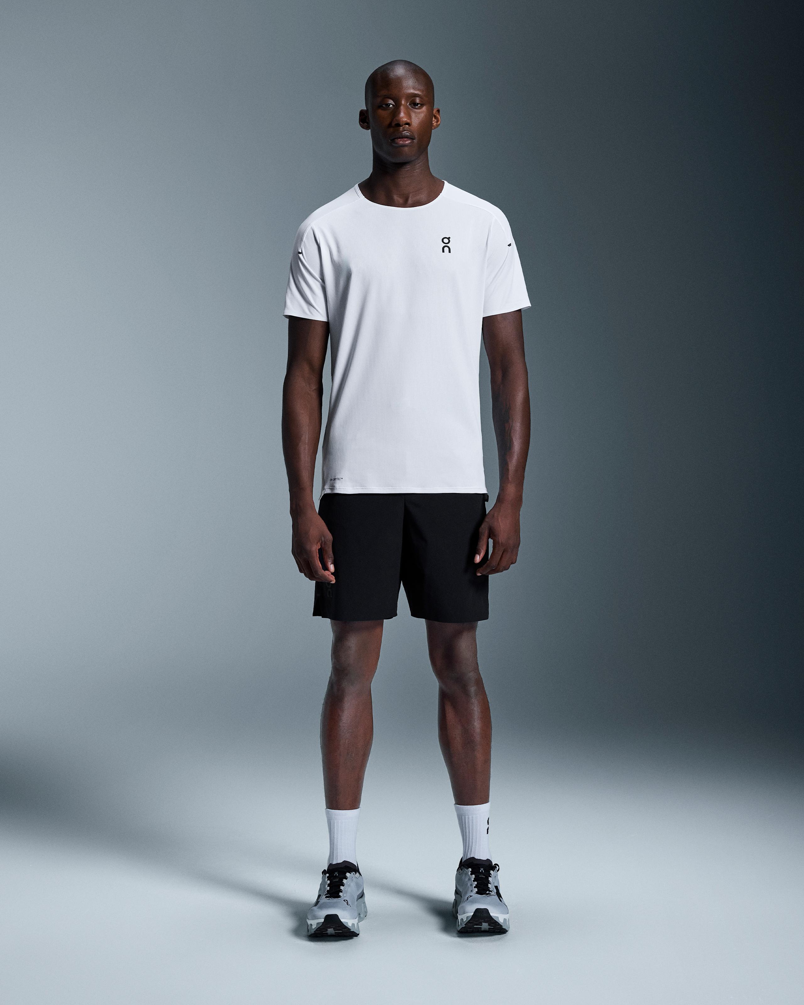 Performance-T White | Silver