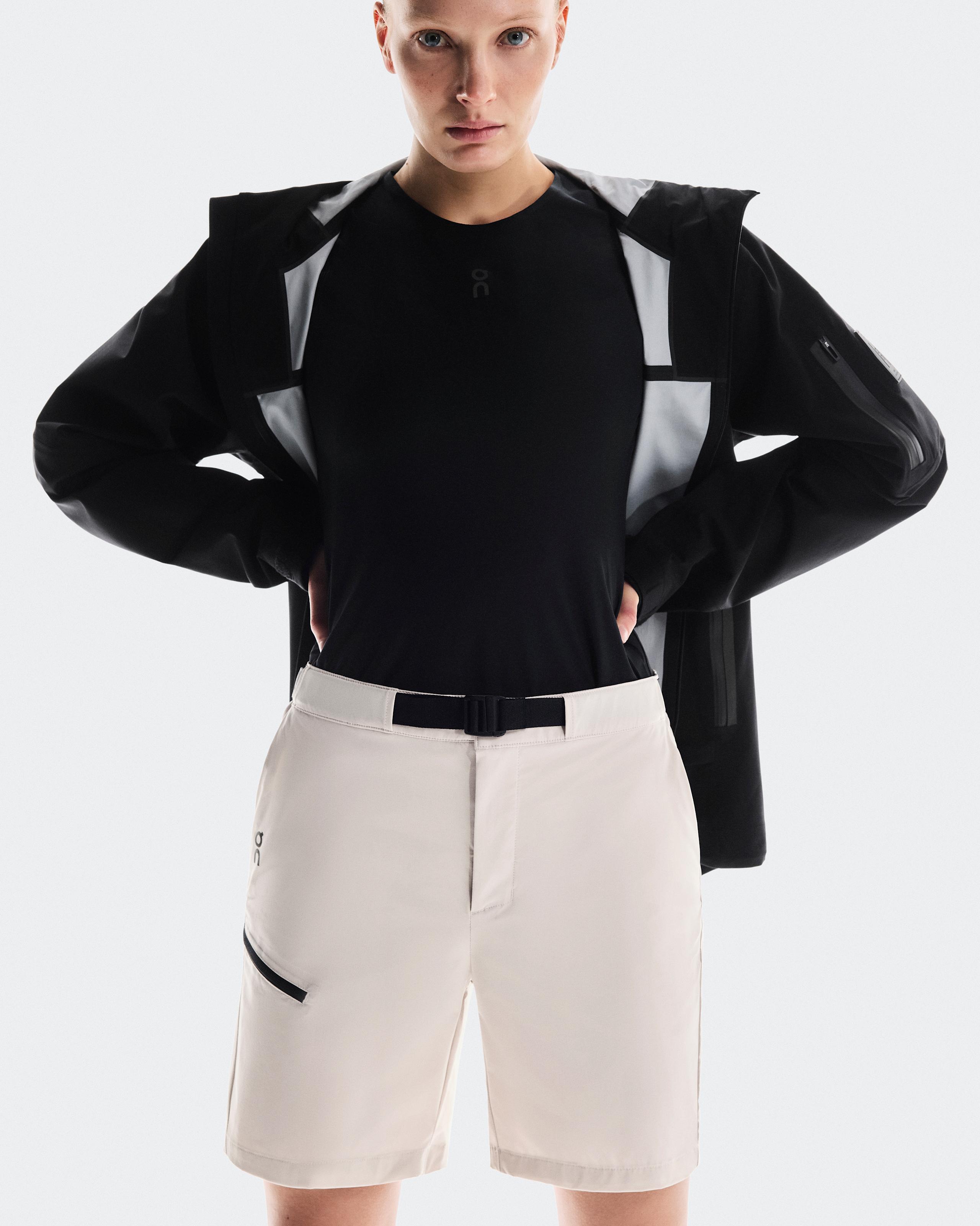 Женские шорты On Trek Short, Silver — фото 3