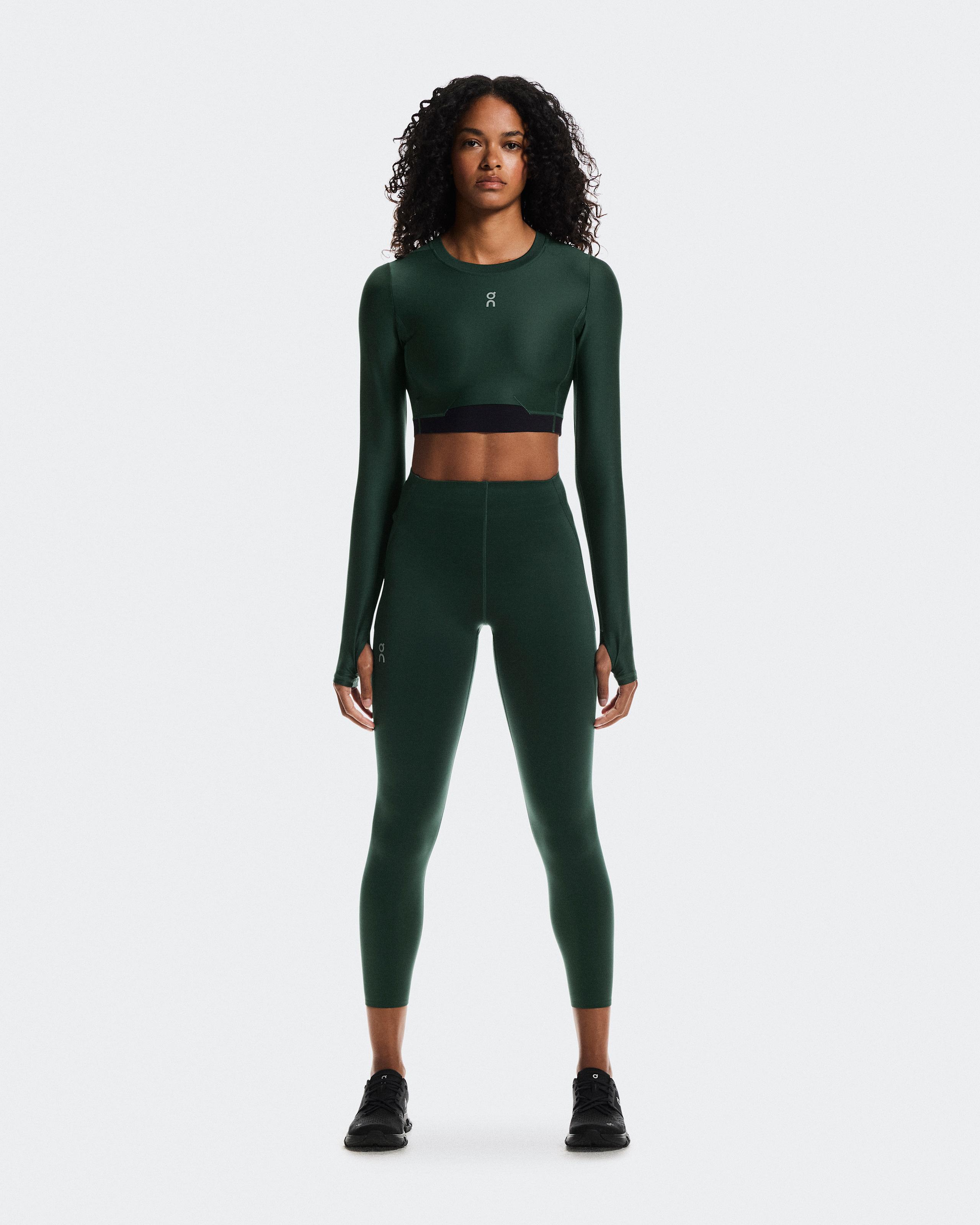 Train Long Sleeve Crop Obsidian