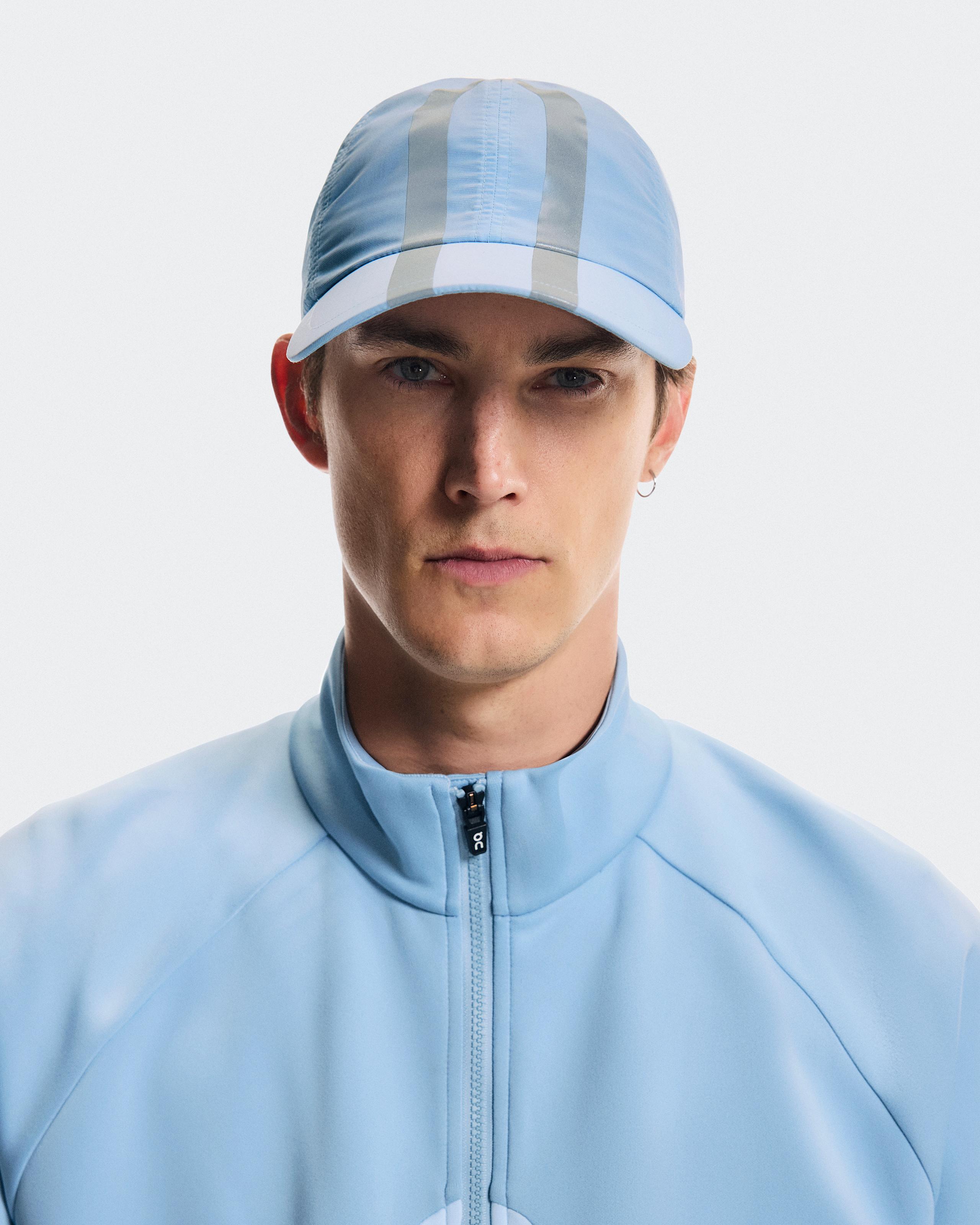 On Cap IKON Chambray | White