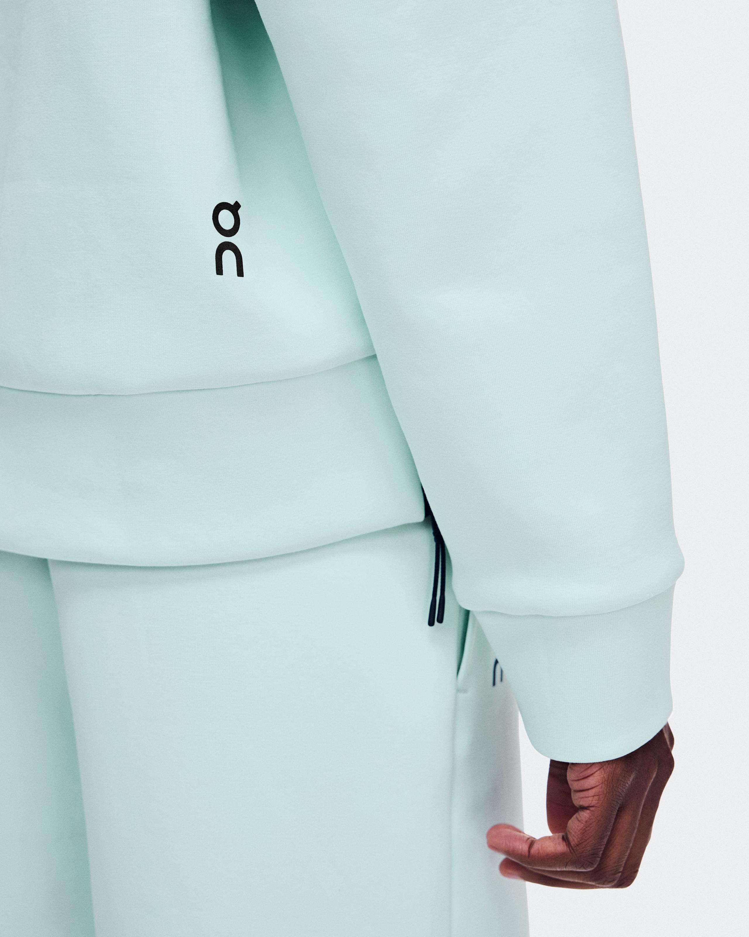 Худи On Focus Tech Hoodie женское, снежно-белый (Flurry) — фото 7