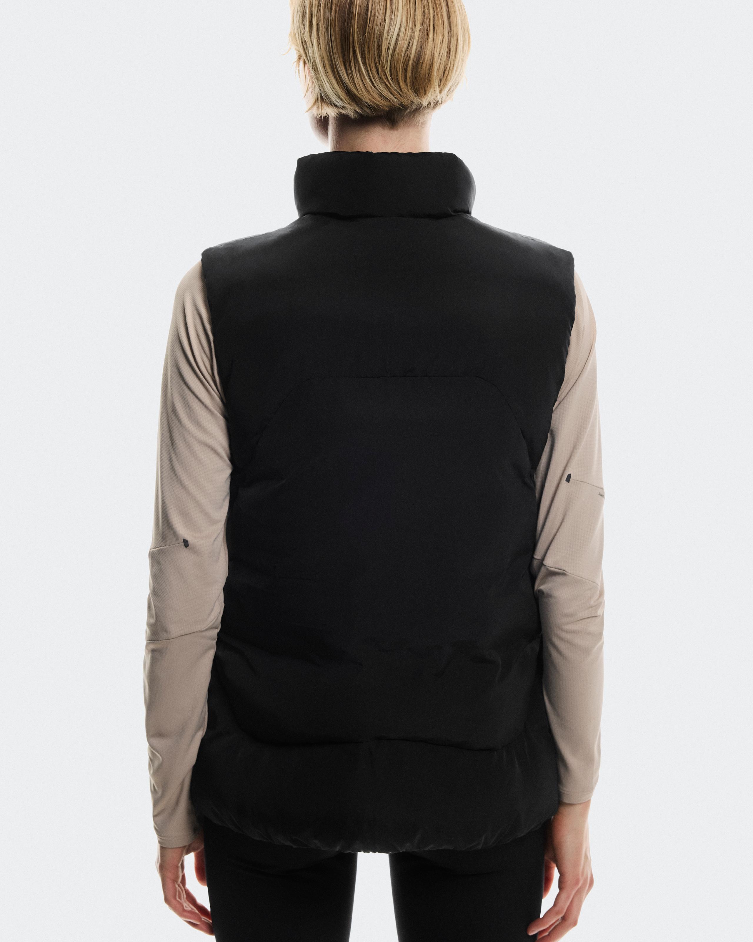 Женский утеплённый жилет All-Day Puffer Vest, чёрный — фото 5