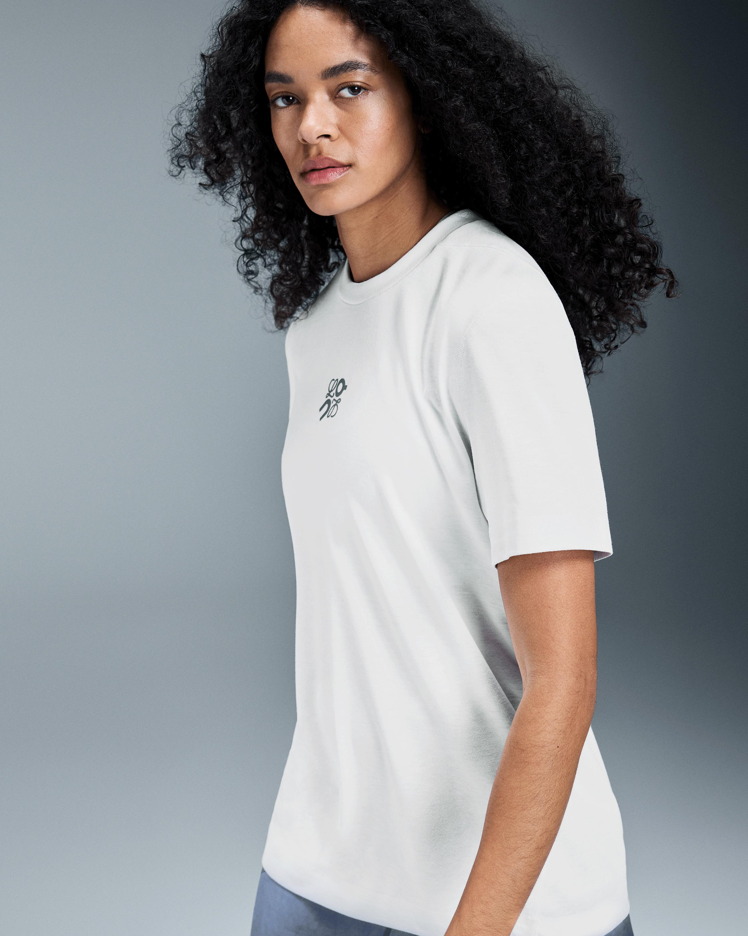 Футболка женская On Active T-Shirt LOEWE, цвет белый (White) — фото 6