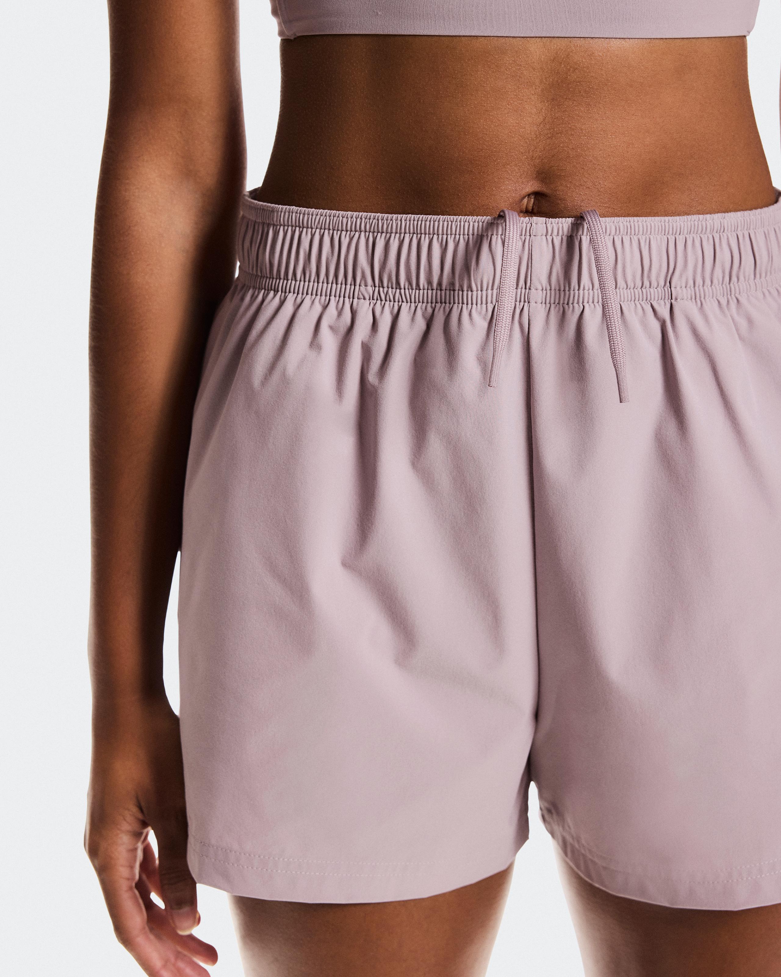 Женские шорты 3" Core Shorts, цвет Heron (серо-голубой) — фото 5