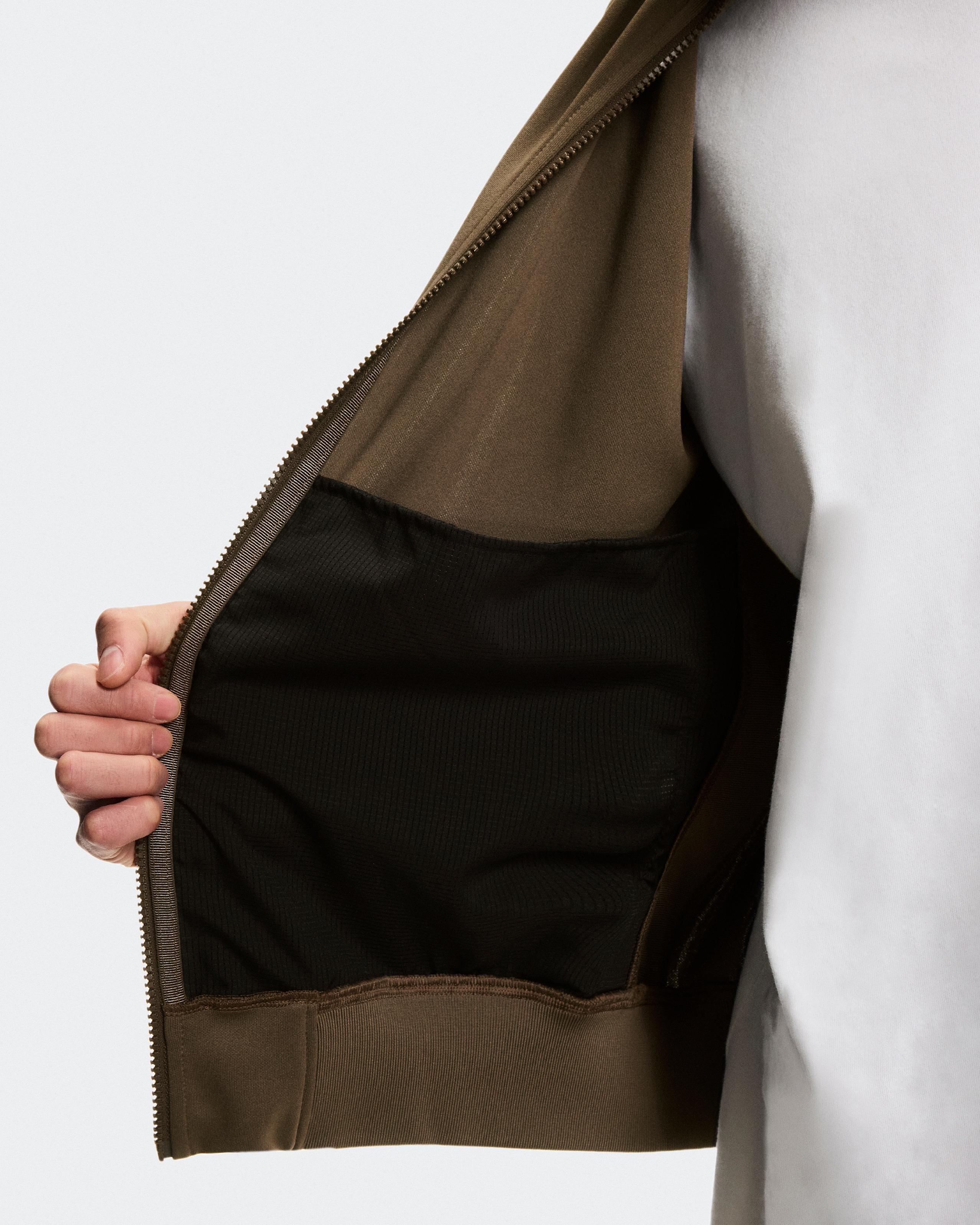 Мужская куртка On Track Jacket Year of the Horse, Grizzly — фото 6