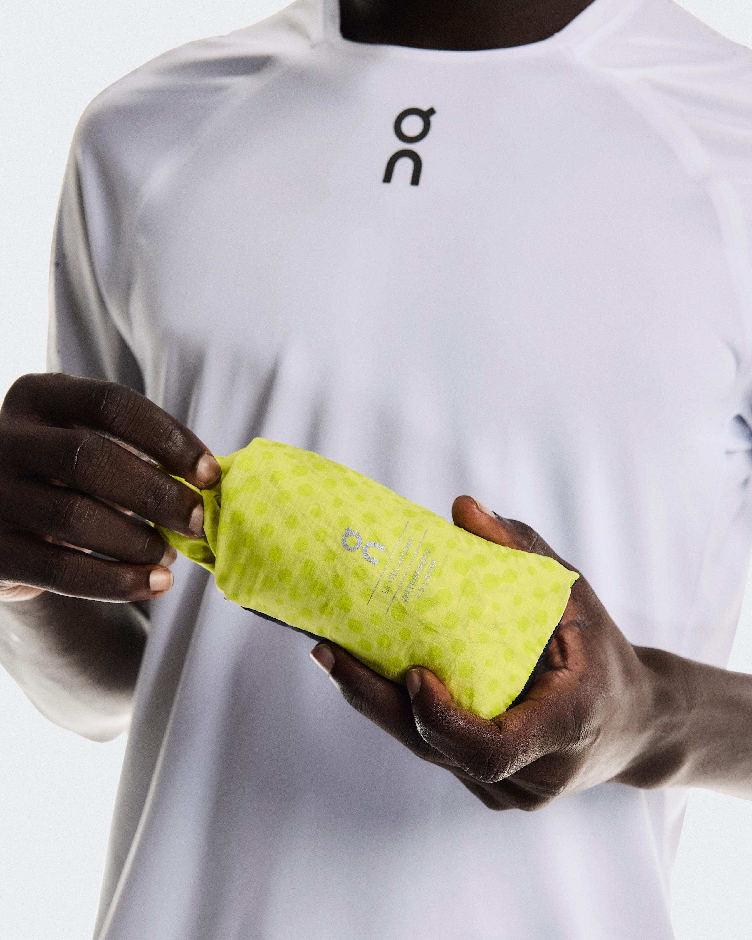 Мужская куртка On Ultra Jacket, Limelight / Lime — фото 9