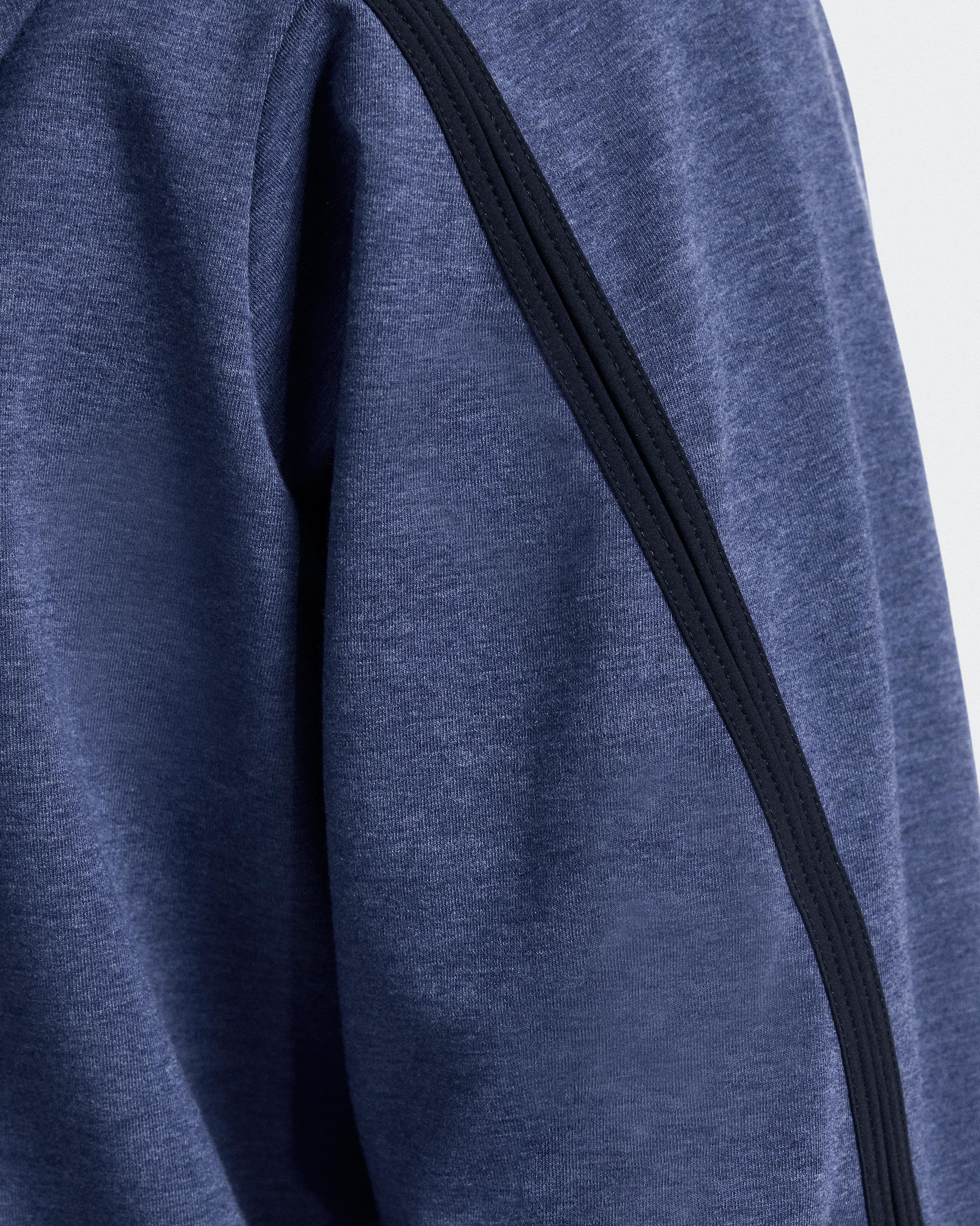 Женская худи On Studio Hoodie, Acai — фото 5
