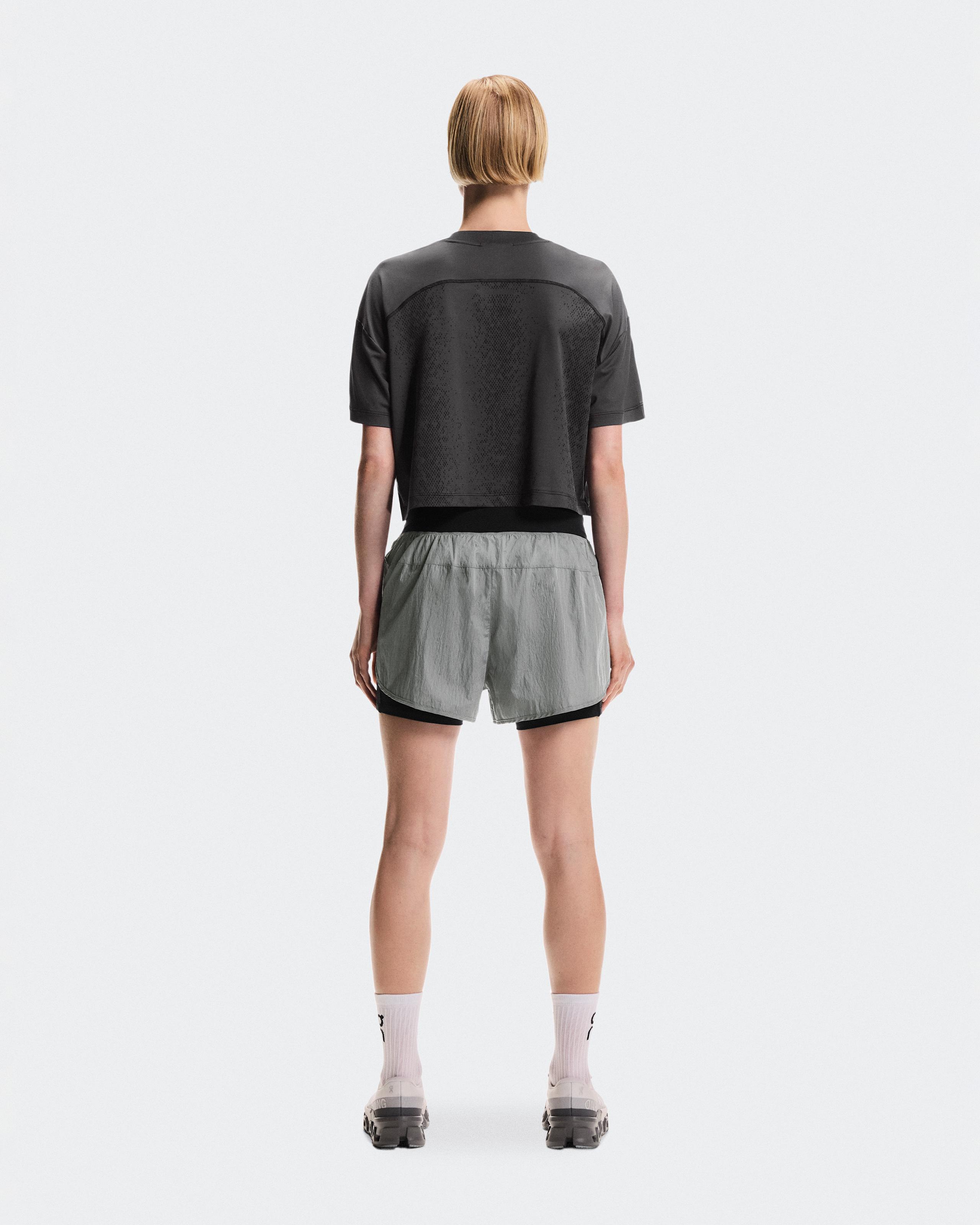 Женские шорты On Performance Volt Shorts, Glacier — фото 2