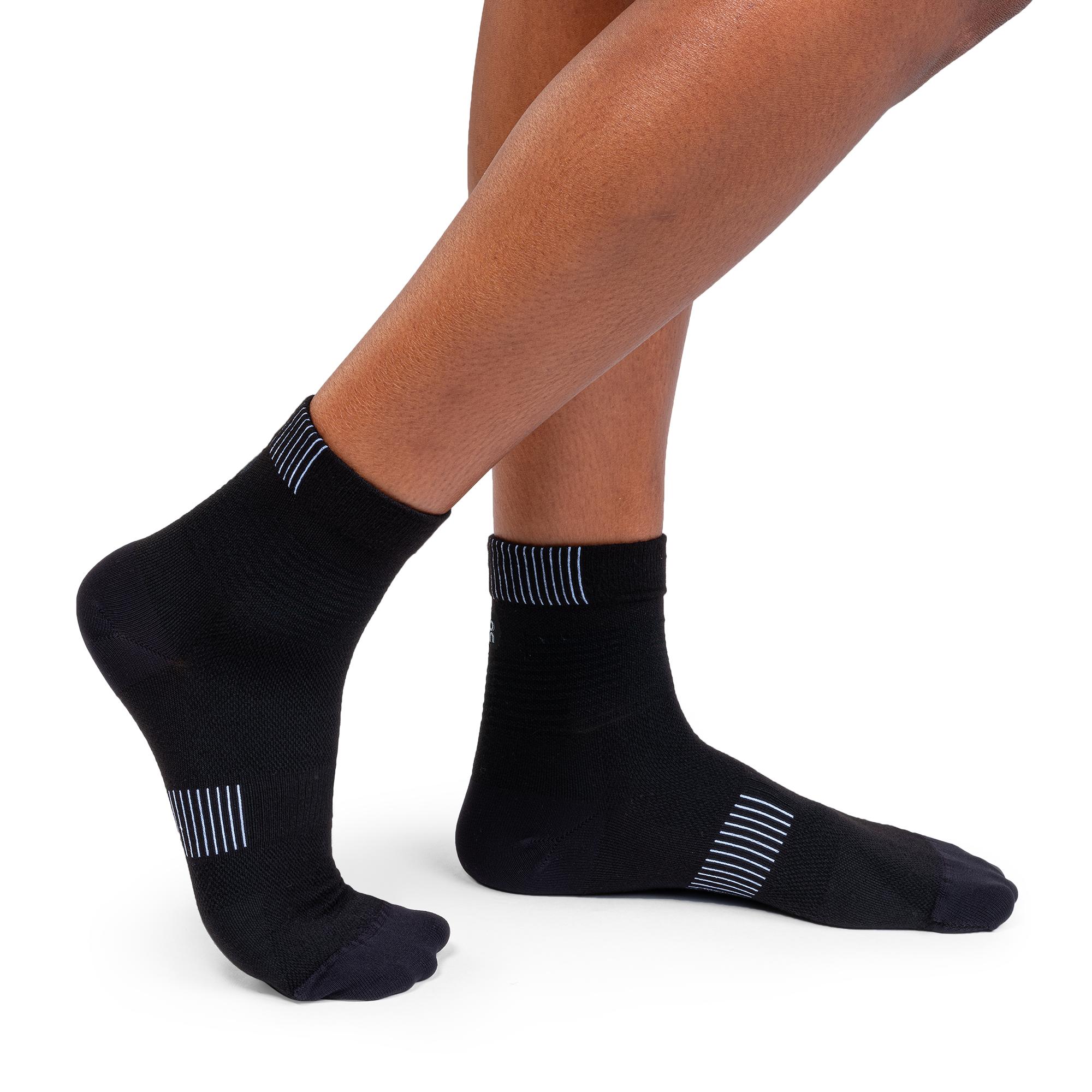 Ultralight Mid Sock Black | White
