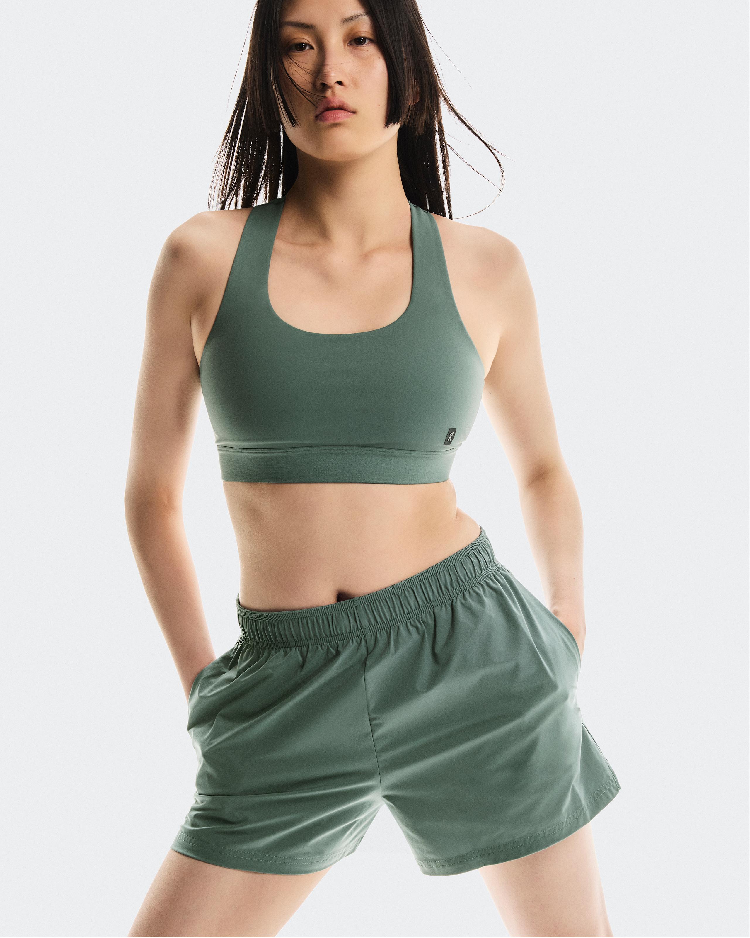 Женские шорты 3" Core Shorts, цвет Olive (оливковый) — фото 3