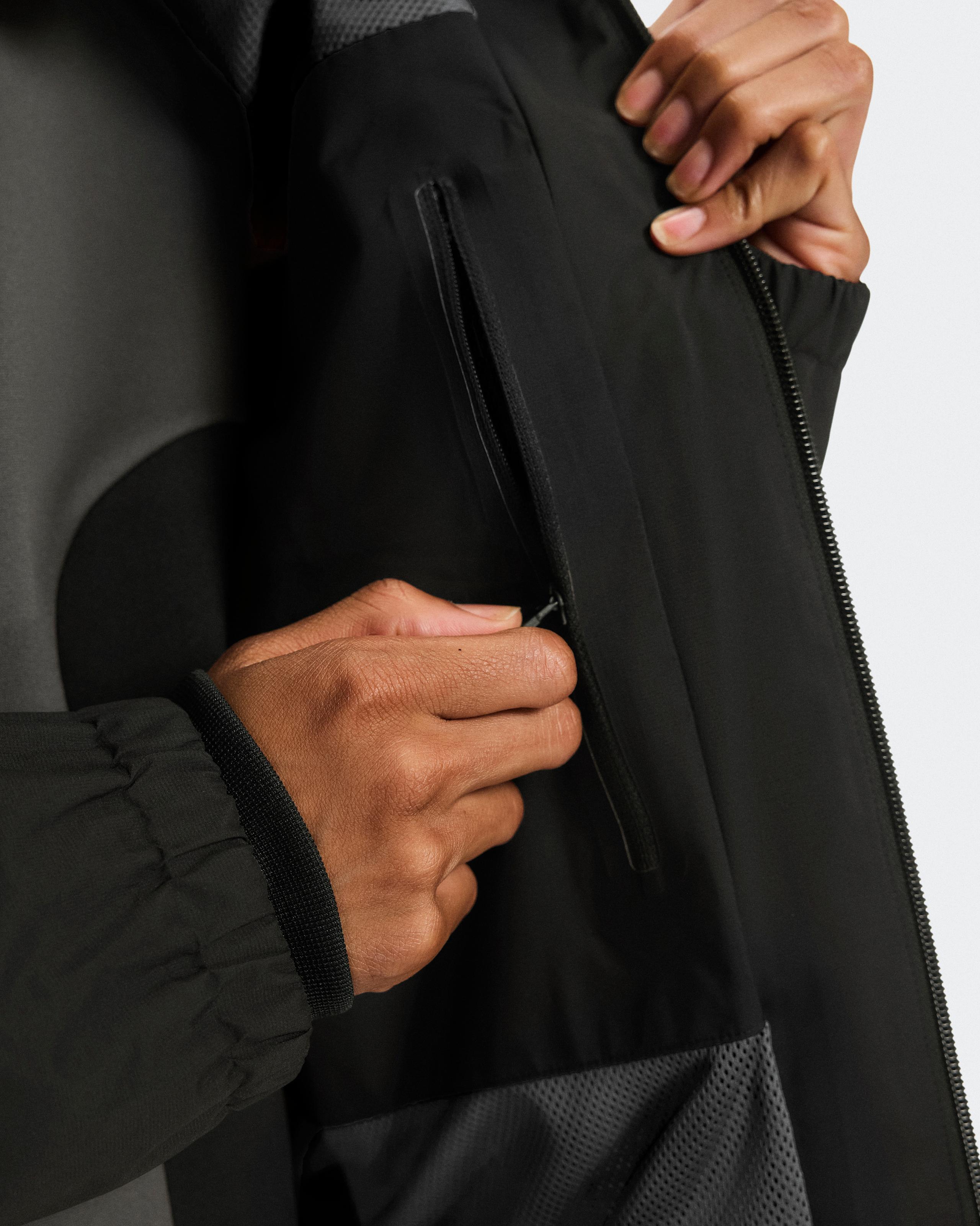 Куртка On Waterproof Jacket IKON, Black — фото 10
