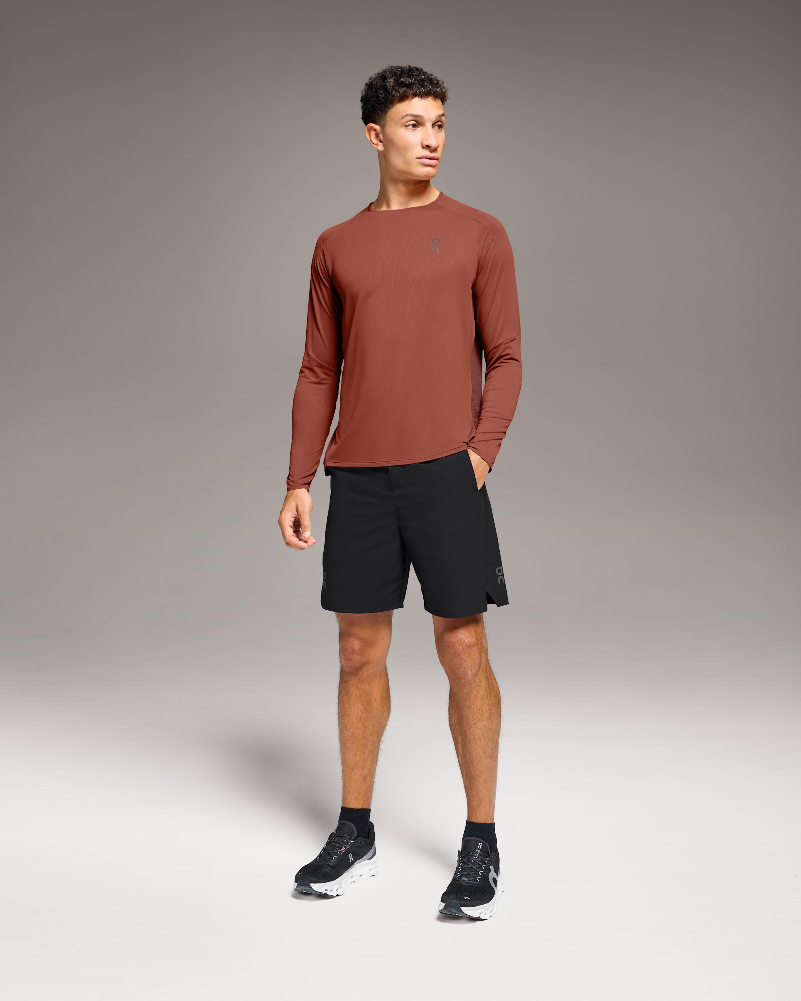 Performance Hybrid Short Black