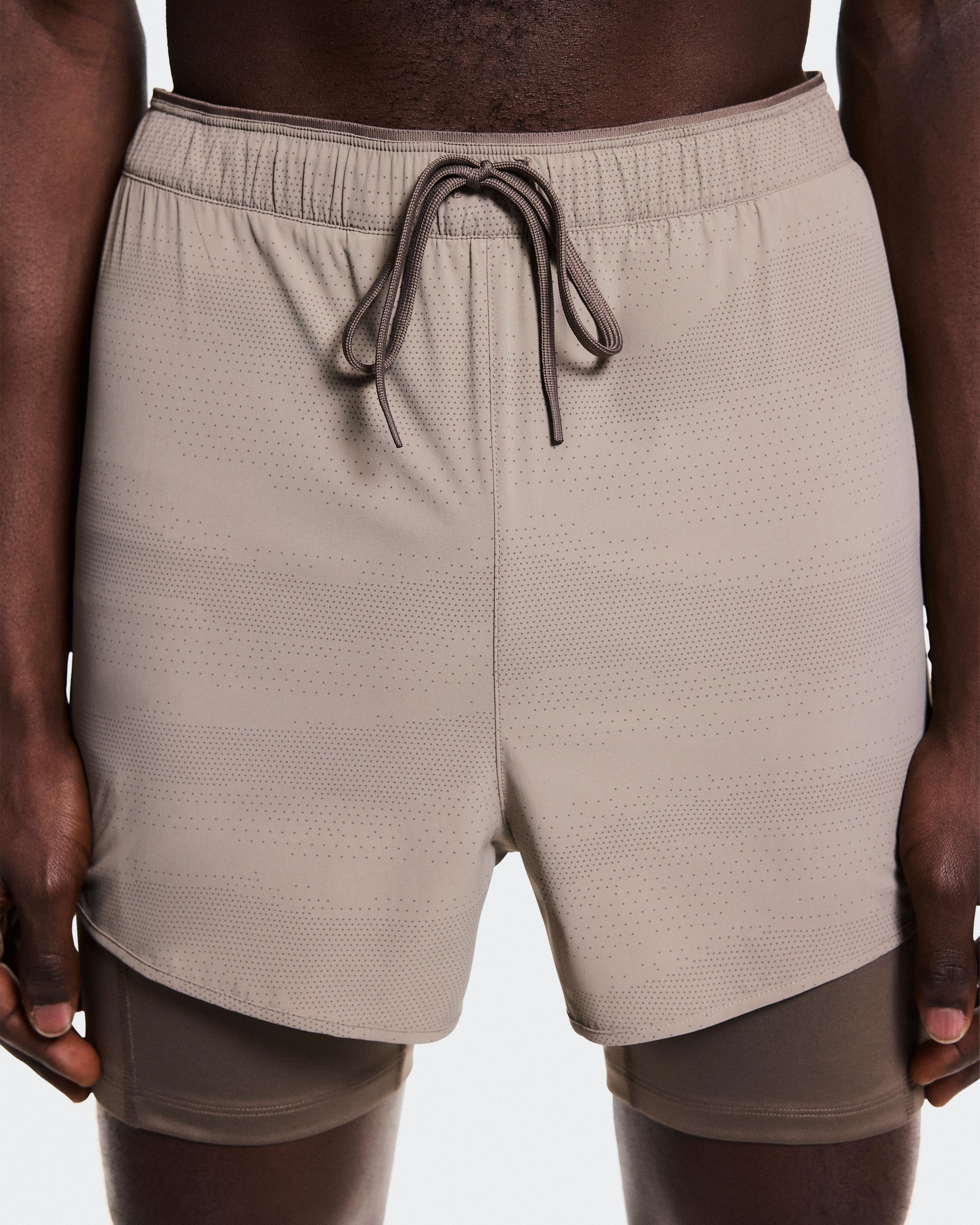 Мужские шорты 2-in-1 Shorts Erewhon, цвет Cinder / Ash (пепельный / серый) — фото 5