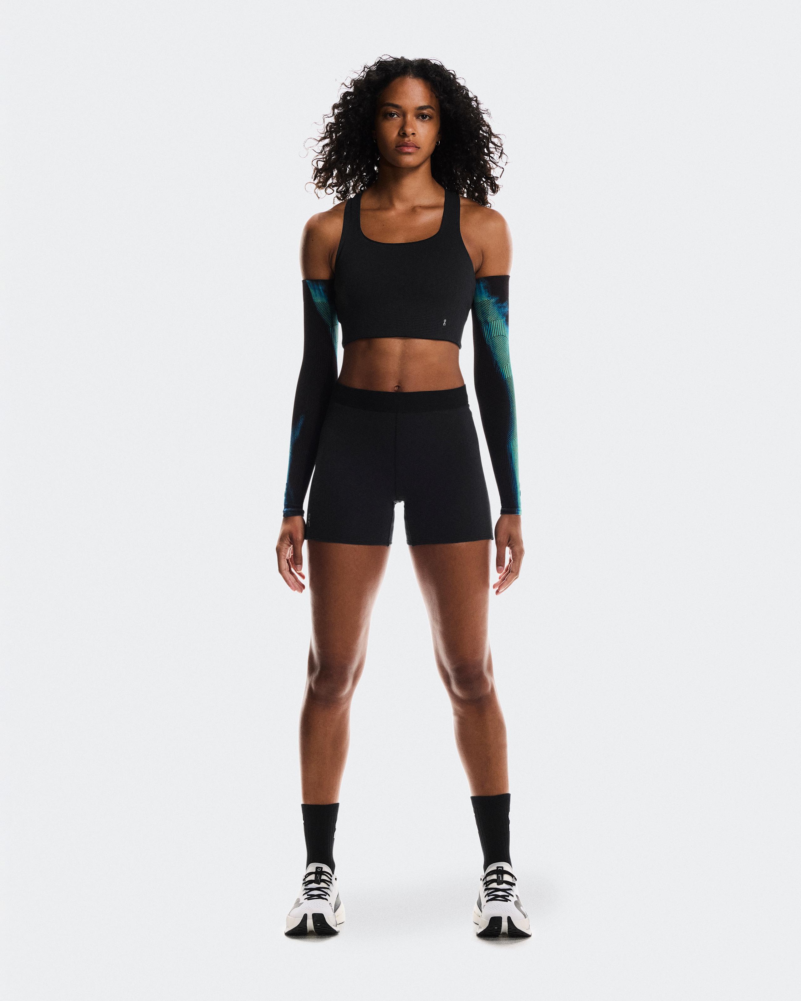 Pace Arm Sleeves Black | Horizon