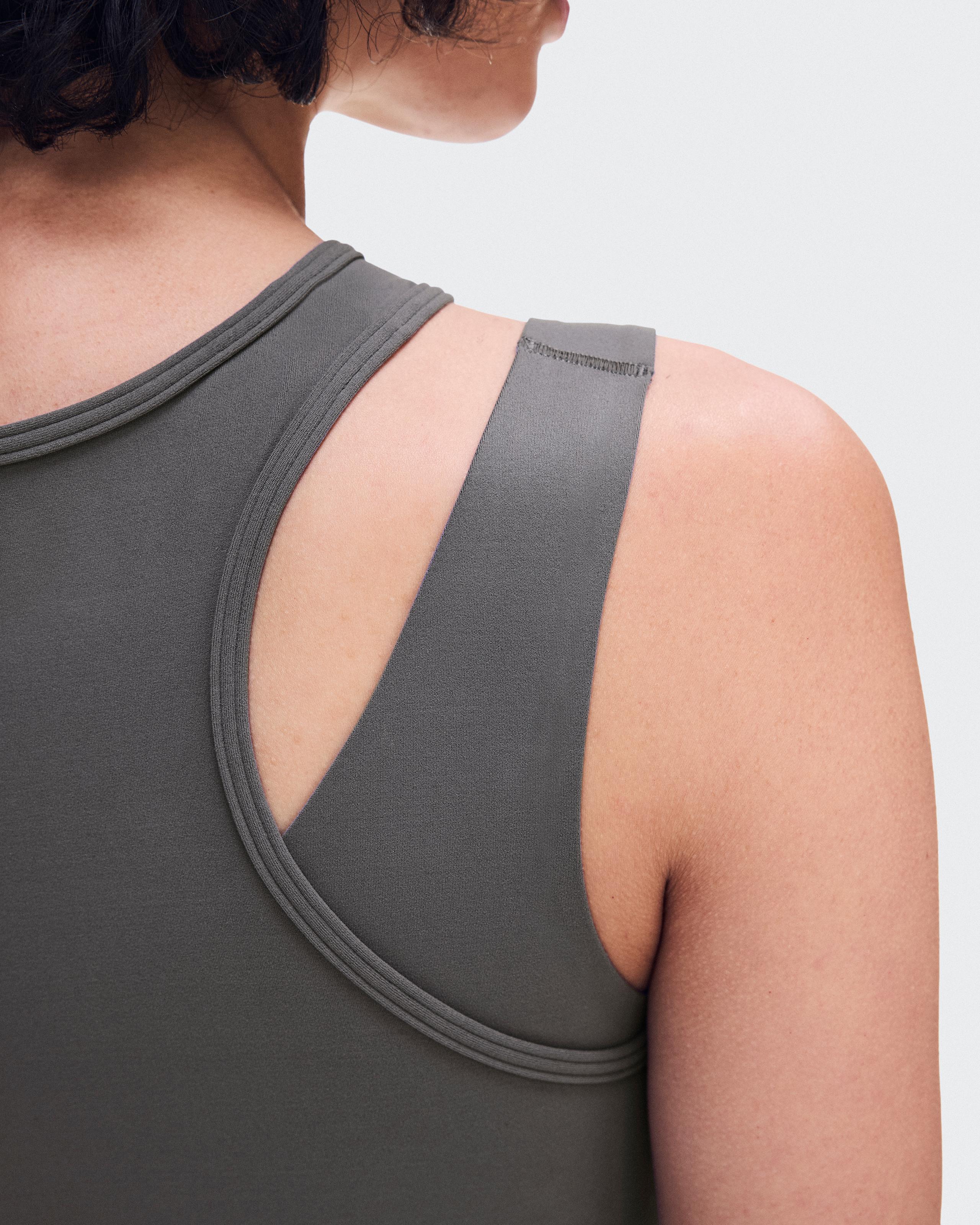 Женский укороченный топ Studio Asymmetric Crop (тлеюще-красный) — фото 5