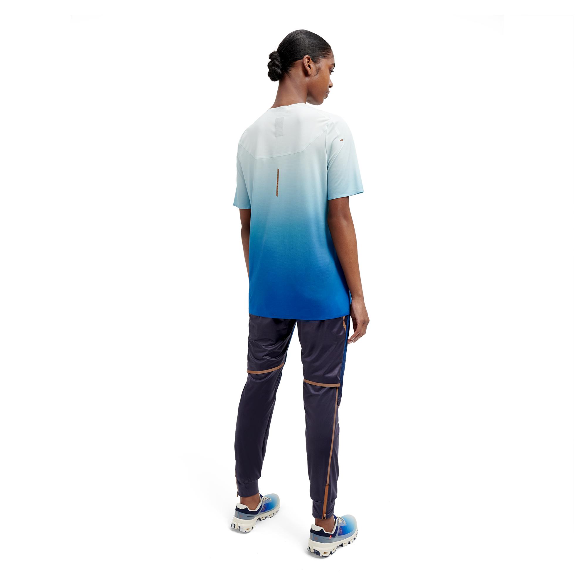 Женская футболка On Performance-T LOEWE, Gradient Blue — фото 2