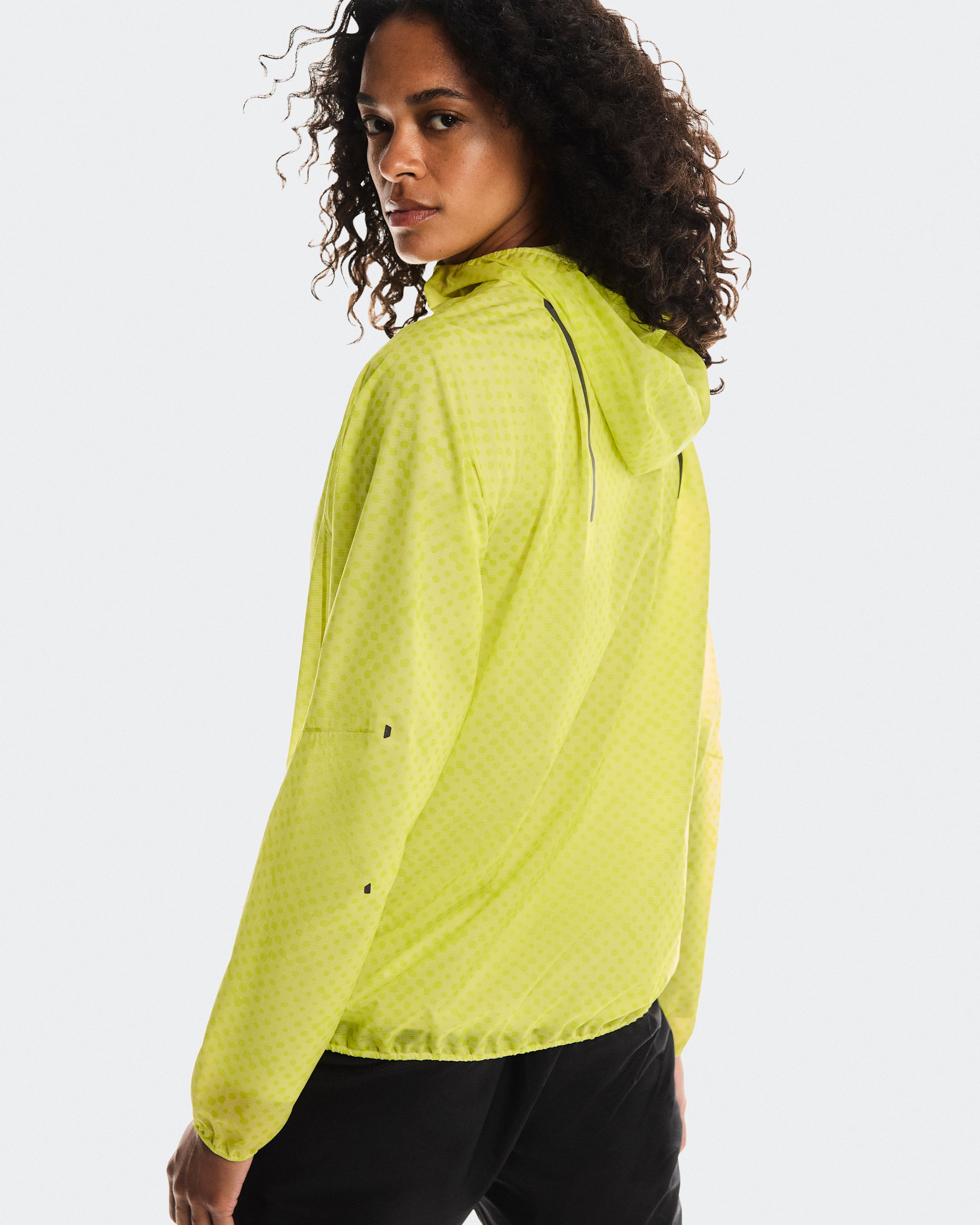 Женская куртка On Ultra Jacket, Limelight / Lime — фото 4
