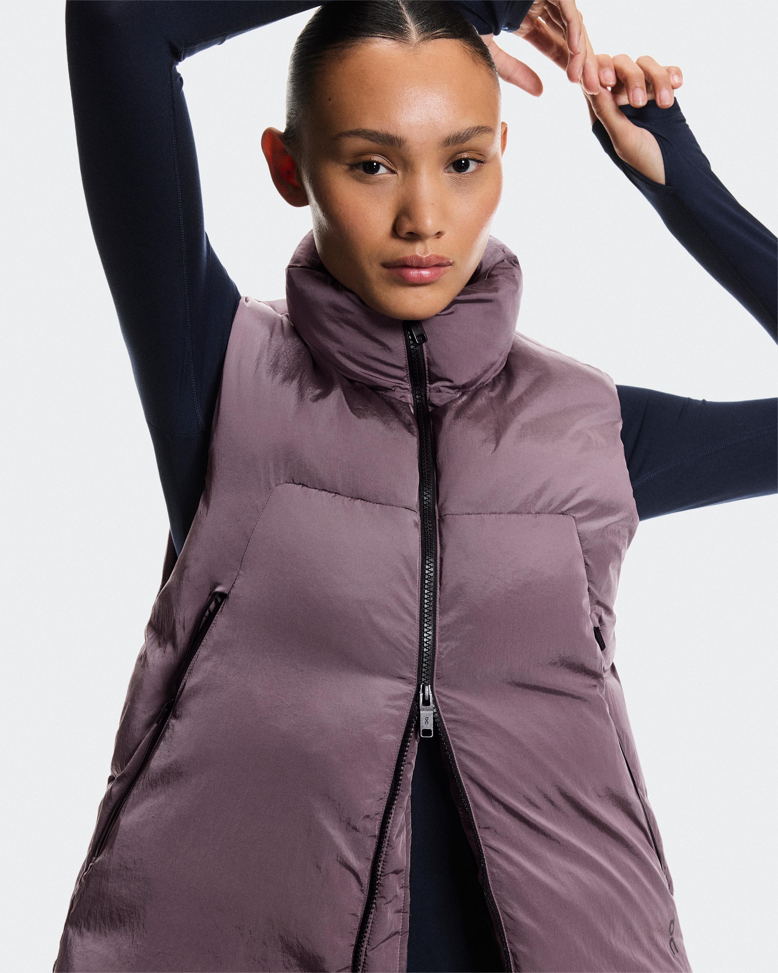Женский утеплённый жилет All-Day Puffer Vest, песочный (Gobi) — фото 6