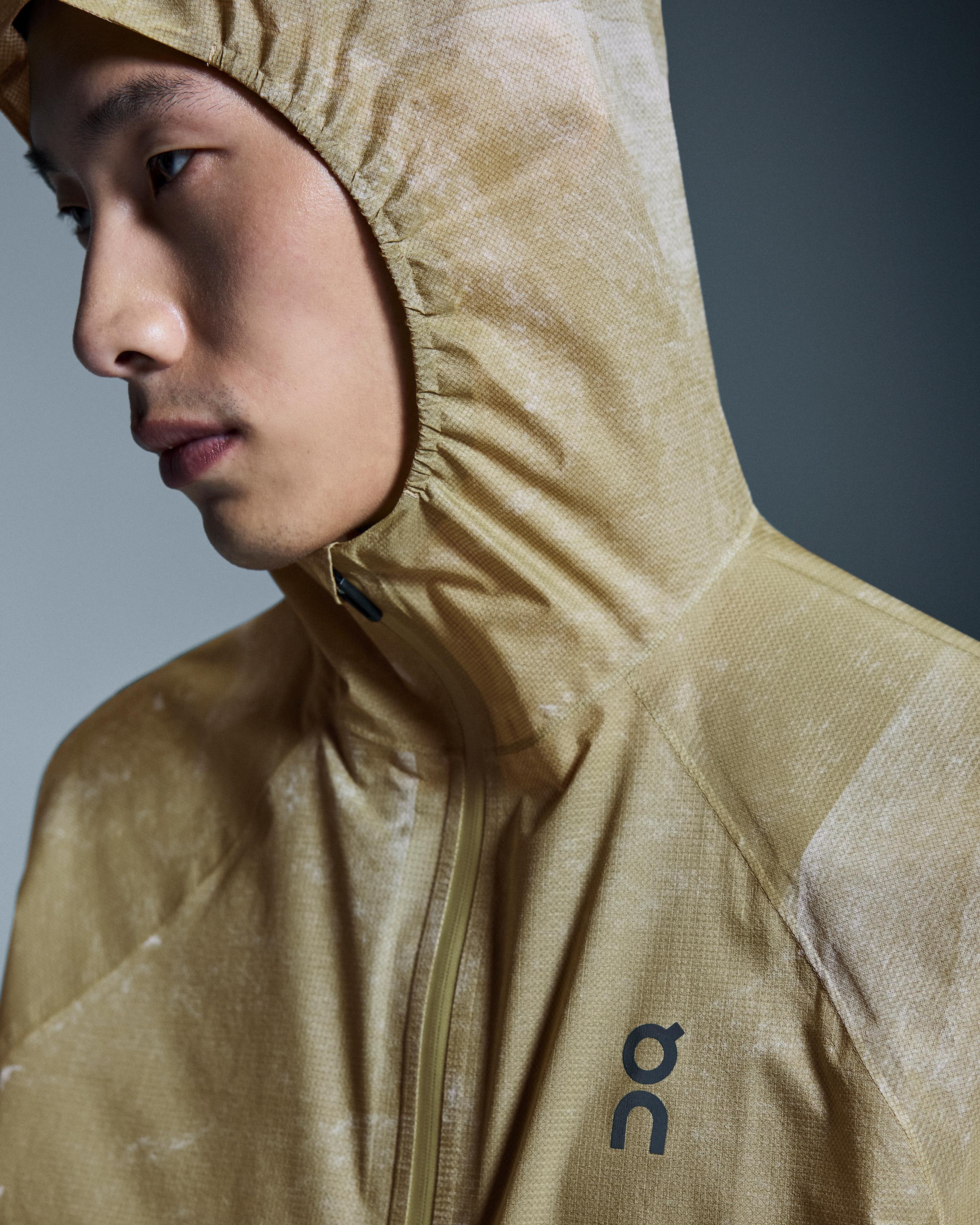Мужская куртка On Ultra Jacket, White / Caper — фото 4