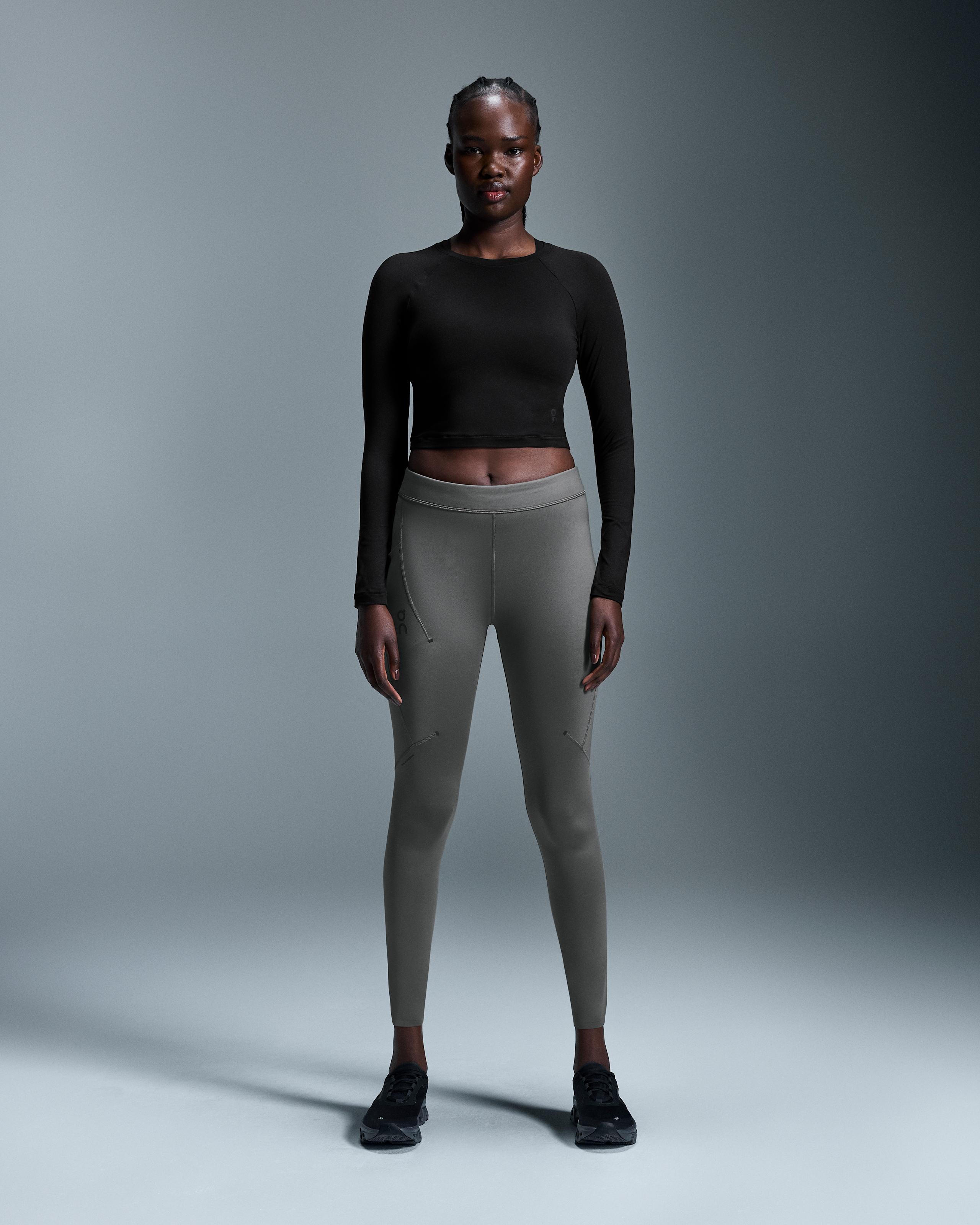 Studio Long-T Crop Black