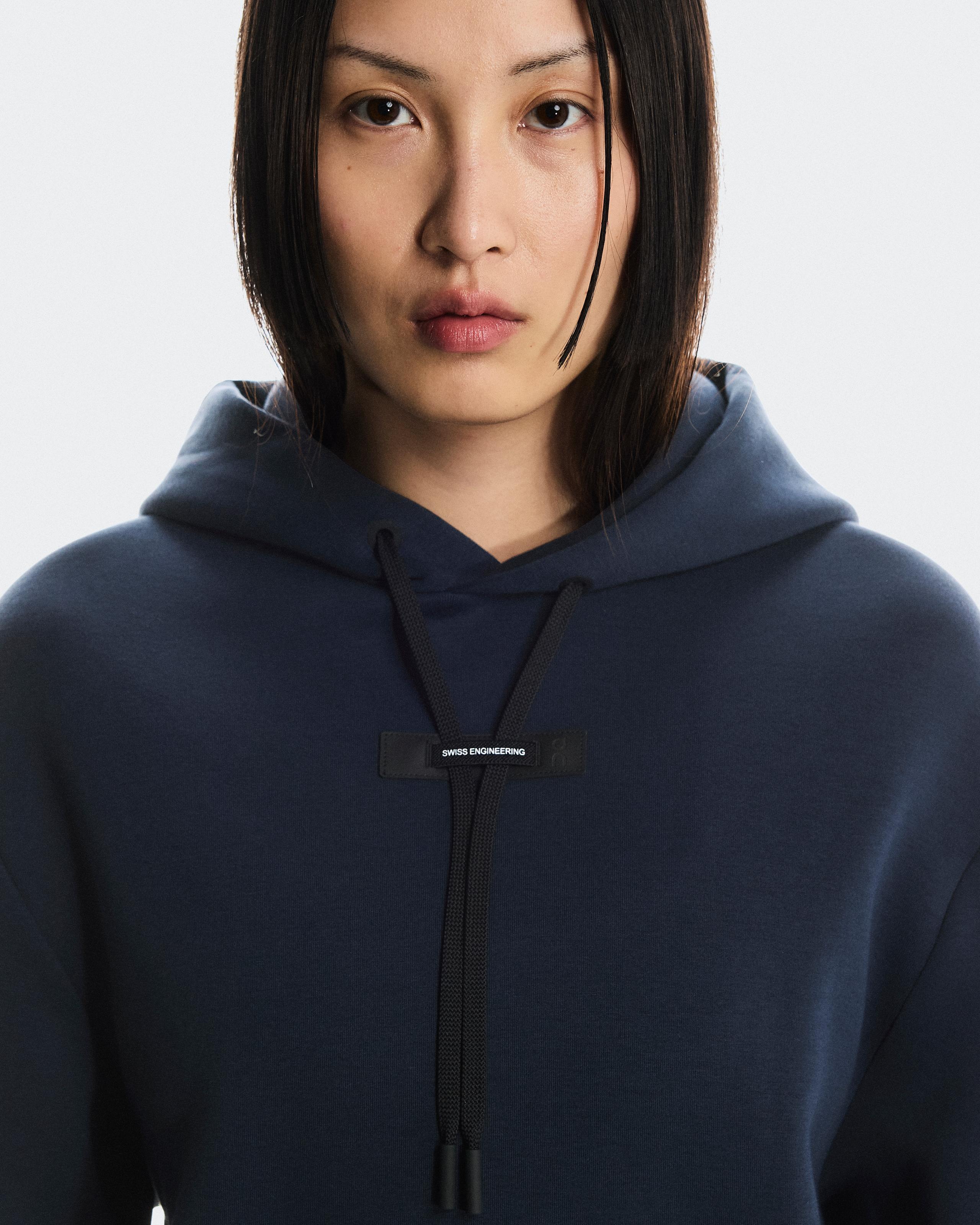 Женское худи On Focus Tech Hoodie, Navy — фото 4
