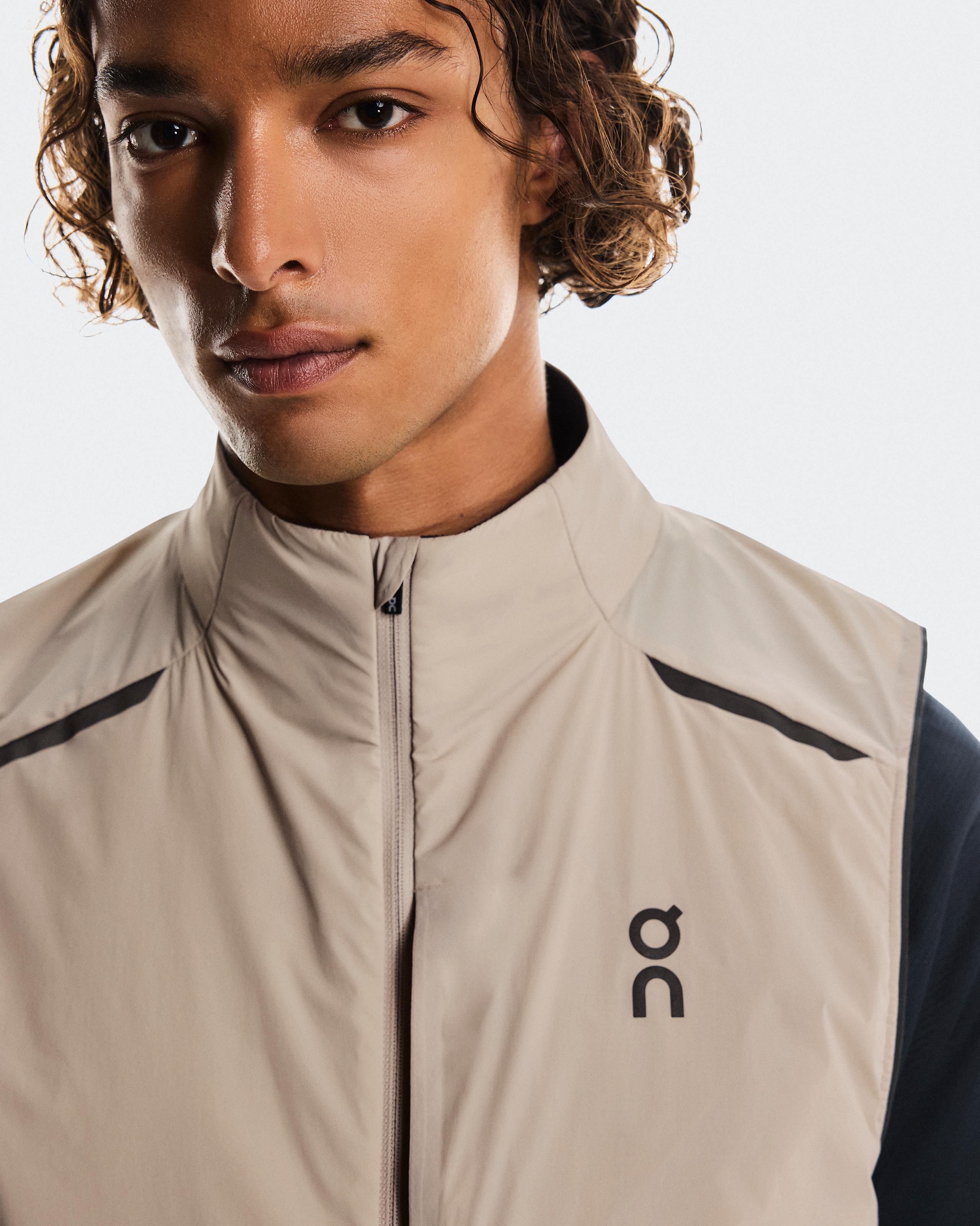 Мужской жилет On Weather Vest, Desert / Eclipse — фото 5