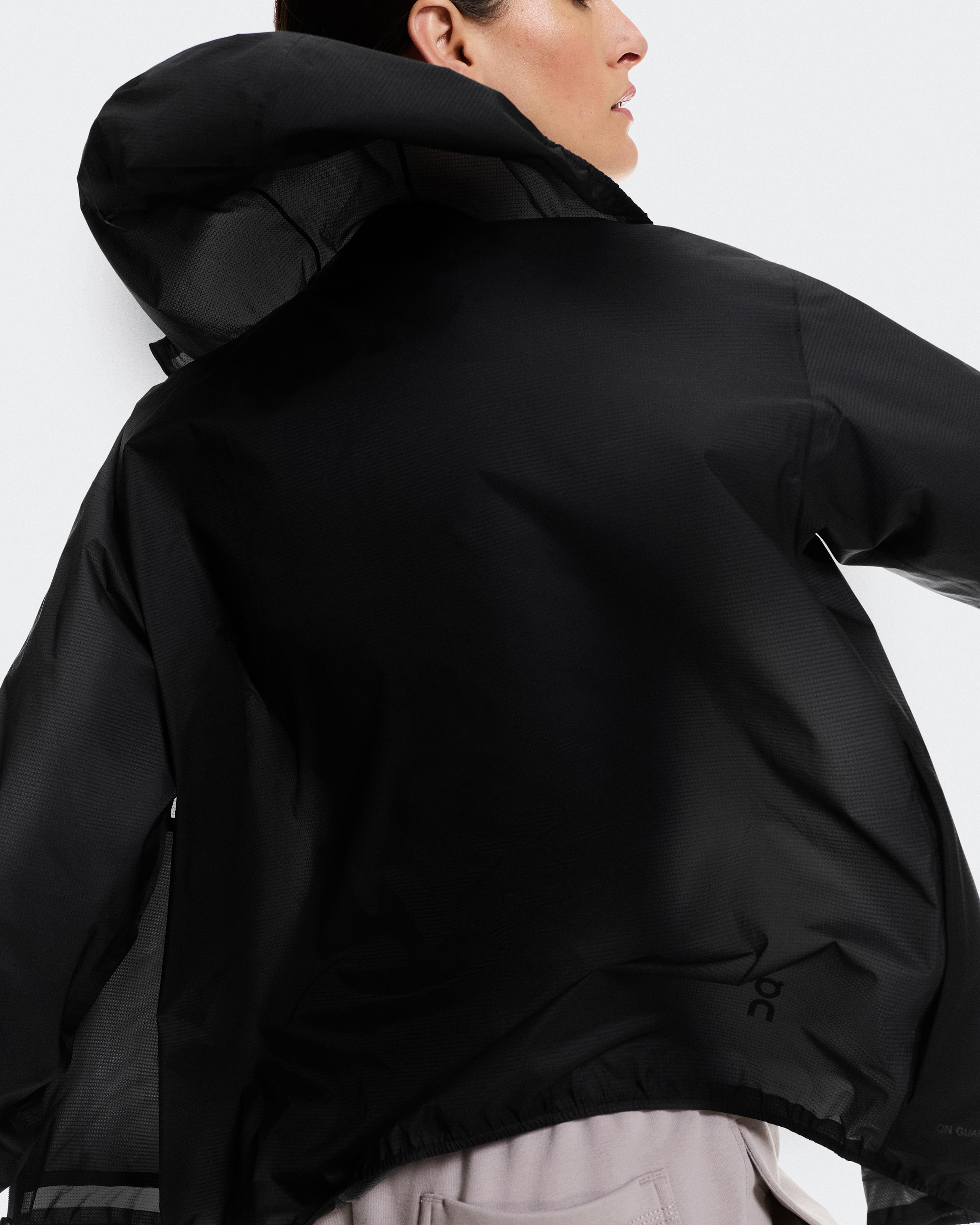 Женская куртка On Explore Lightweight Waterproof Jacket, Black — фото 8