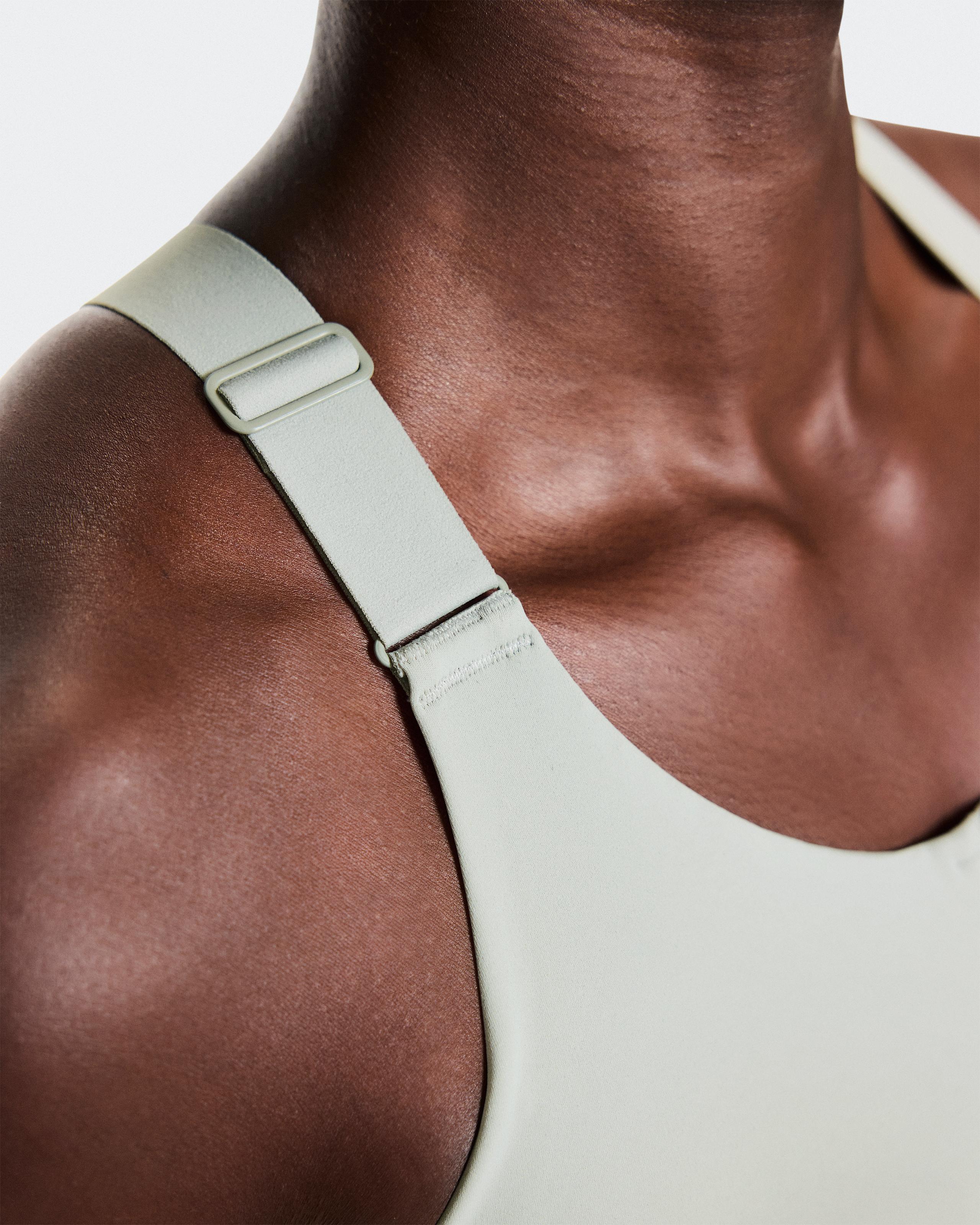Женский спортивный бюстгальтер On Endurance Bra Zip, Tin — фото 5