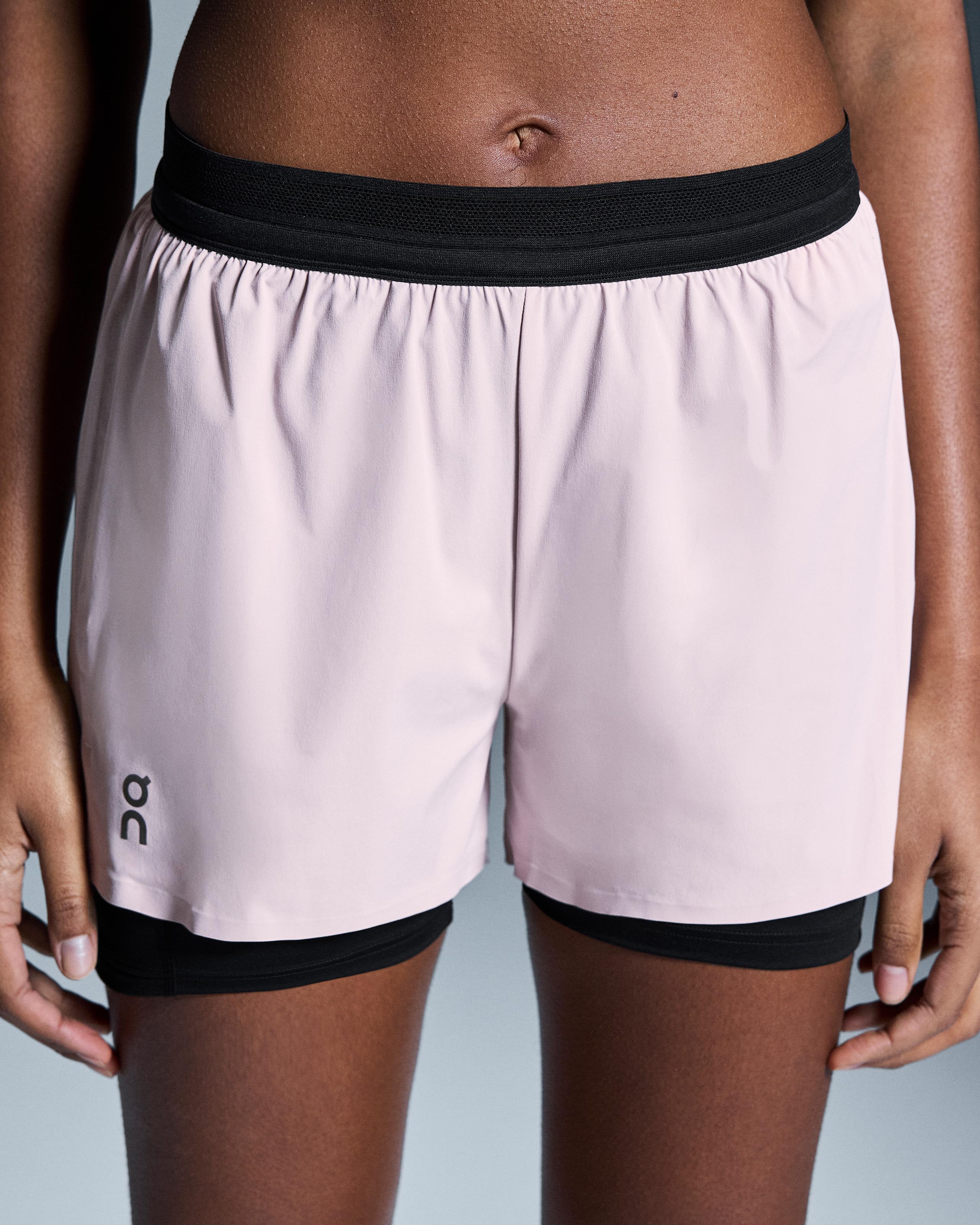 Женские шорты 3" Performance 2/1 Shorts, цвет Mauve / Black (лиловый / чёрный) — фото 4