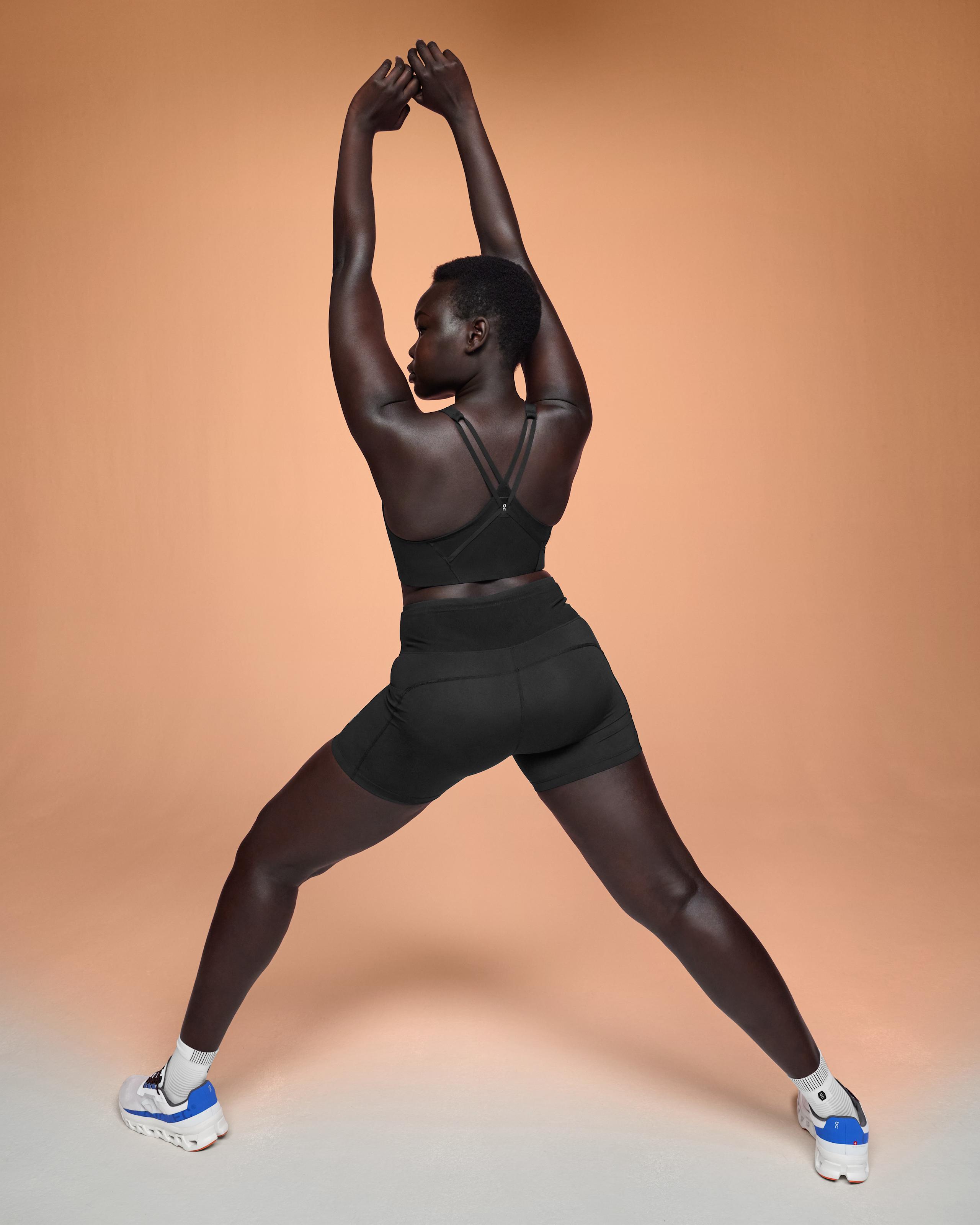 Спортивный бра On Active Bra, цвет чёрный (Black) — фото 3