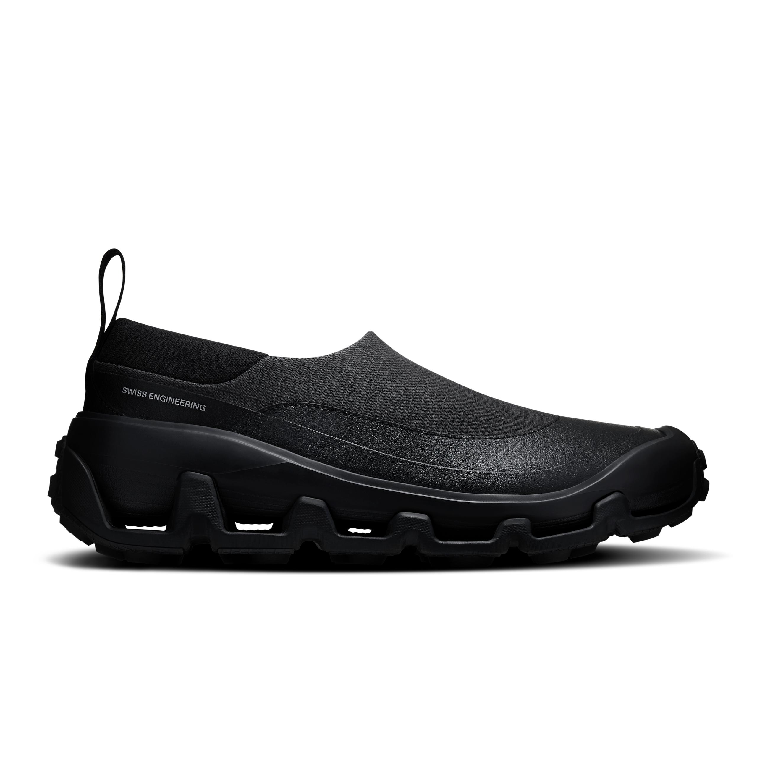 Cloud Low Waterproof SHG Black | Black