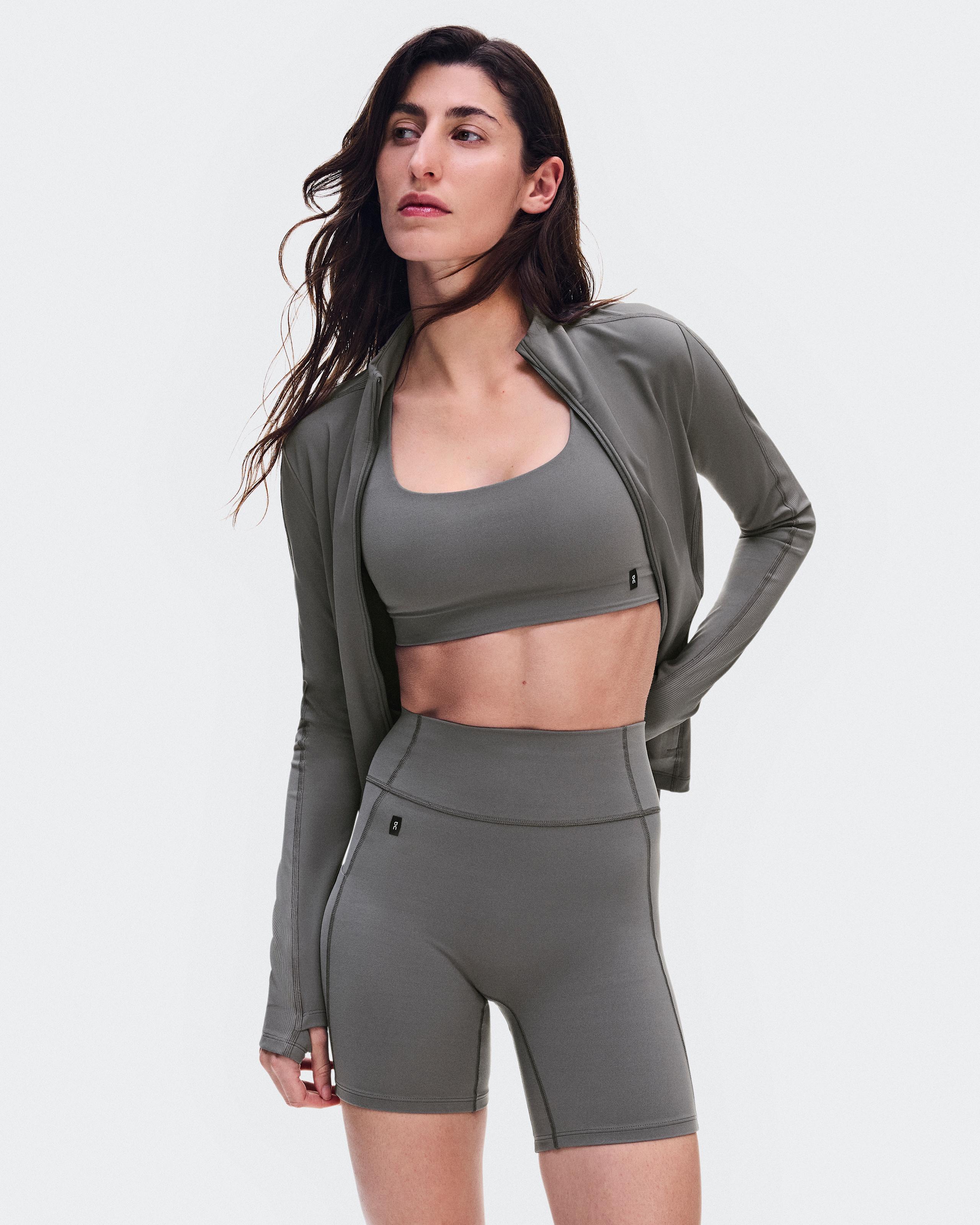 Женские короткие леггинсы Studio Leggings Short 6" (тлеюще-красный) — фото 2