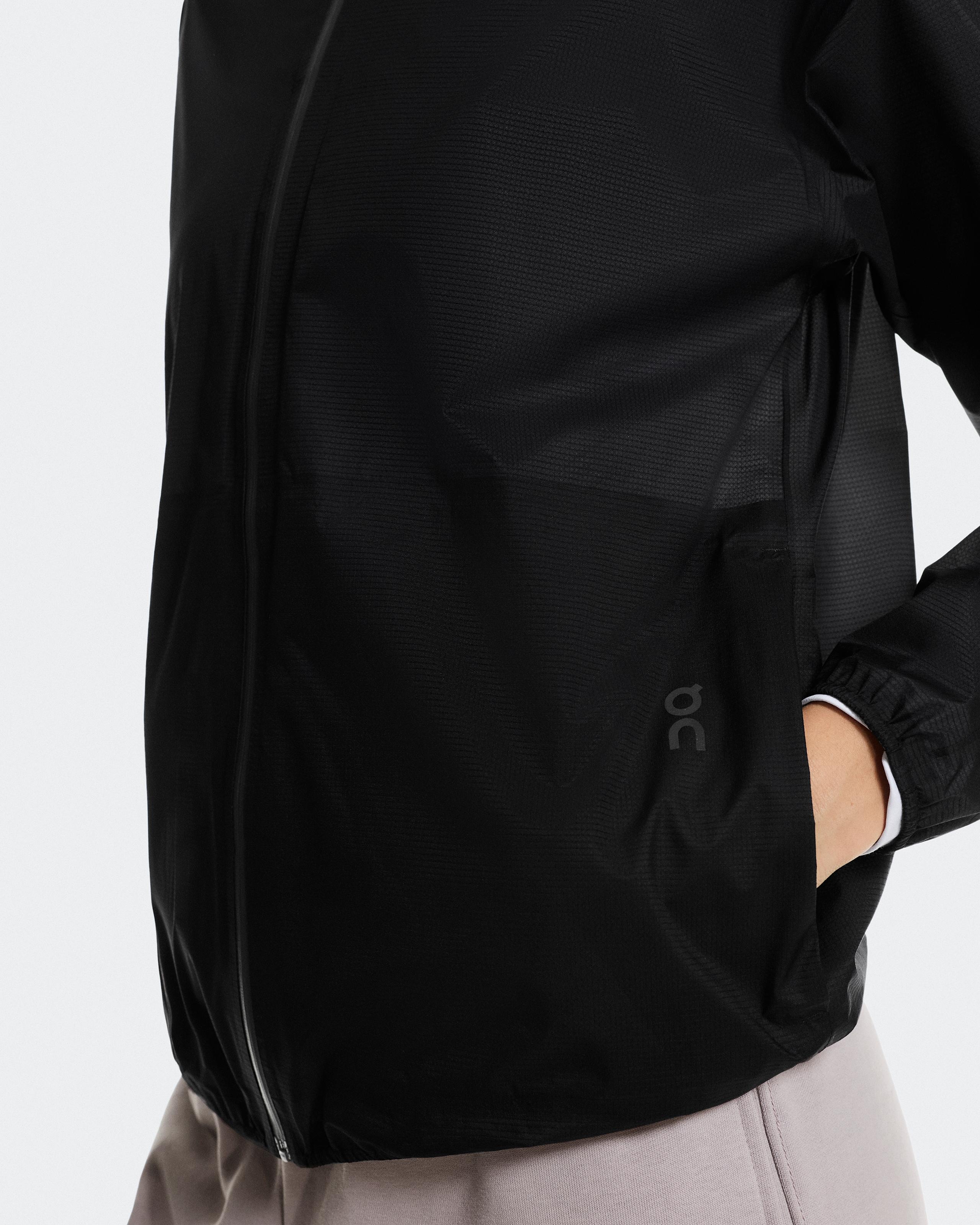 Женская куртка On Explore Lightweight Waterproof Jacket, Black — фото 9