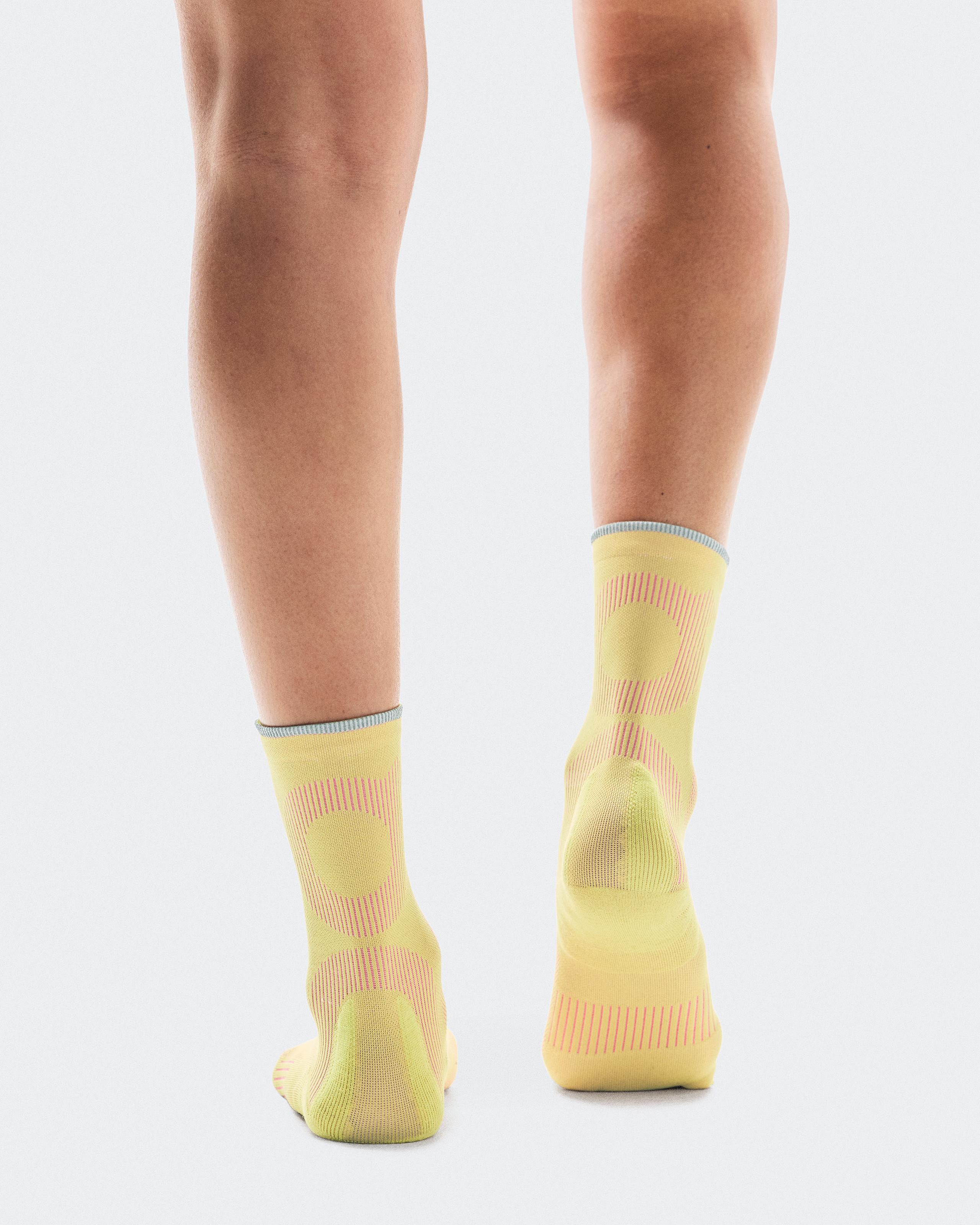 Носки Elite Run Sock High, лаймовый/розовый — фото 3
