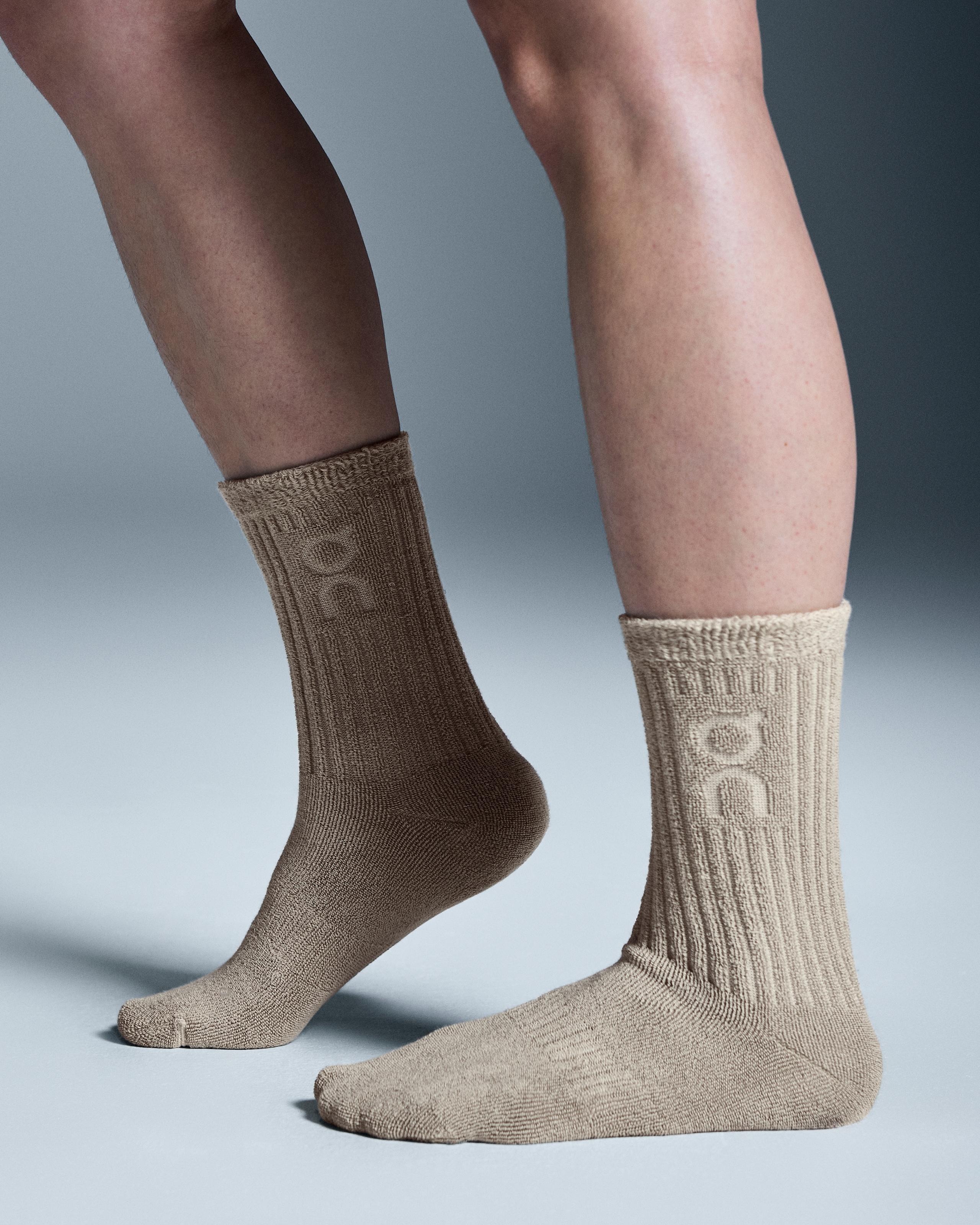 Высокие махровые носки On Terry Sock High, пустынный бежевый — фото 2