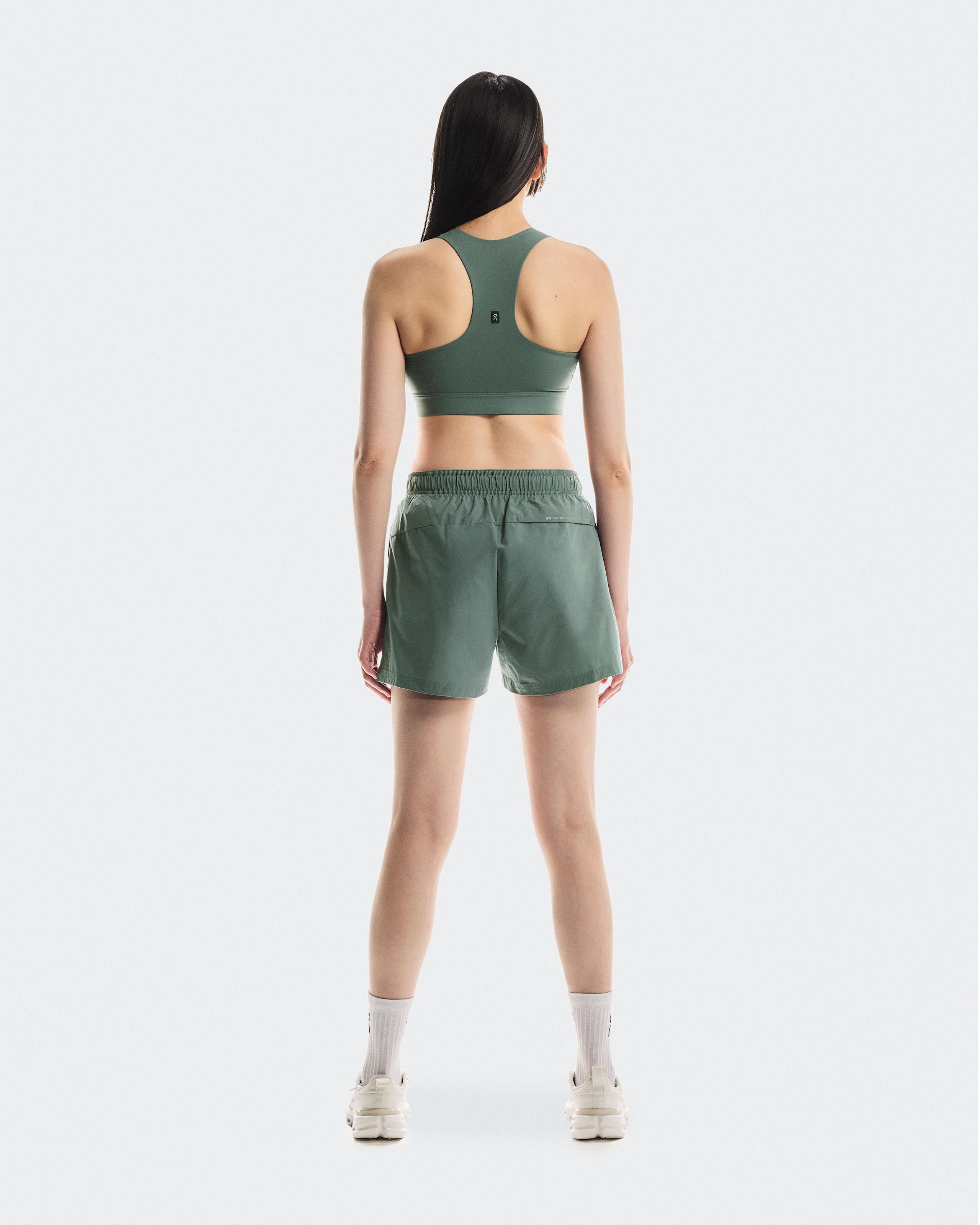 Женские шорты 3" Core Shorts, цвет Olive (оливковый) — фото 2