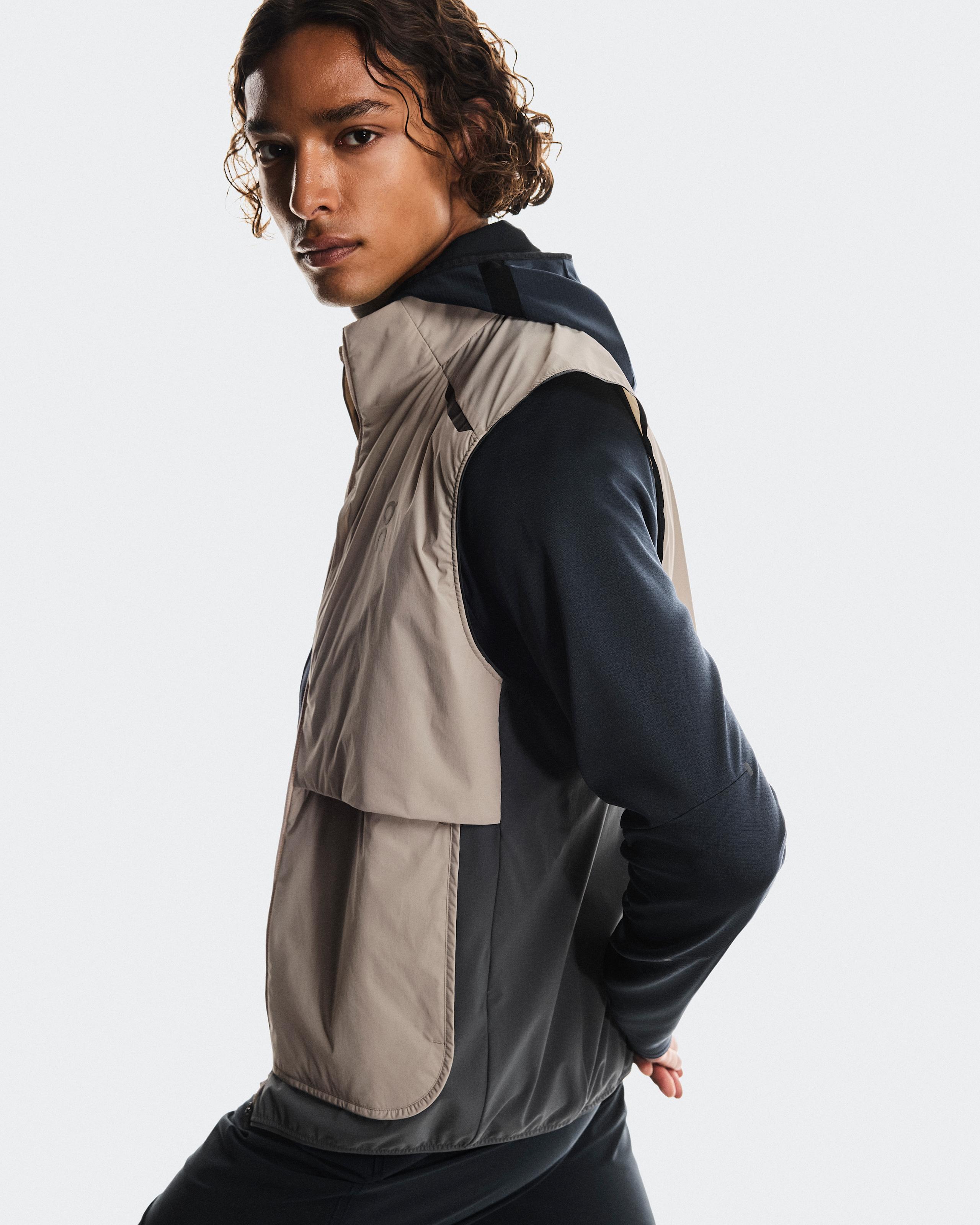 Мужской жилет On Weather Vest, Desert / Eclipse — фото 6