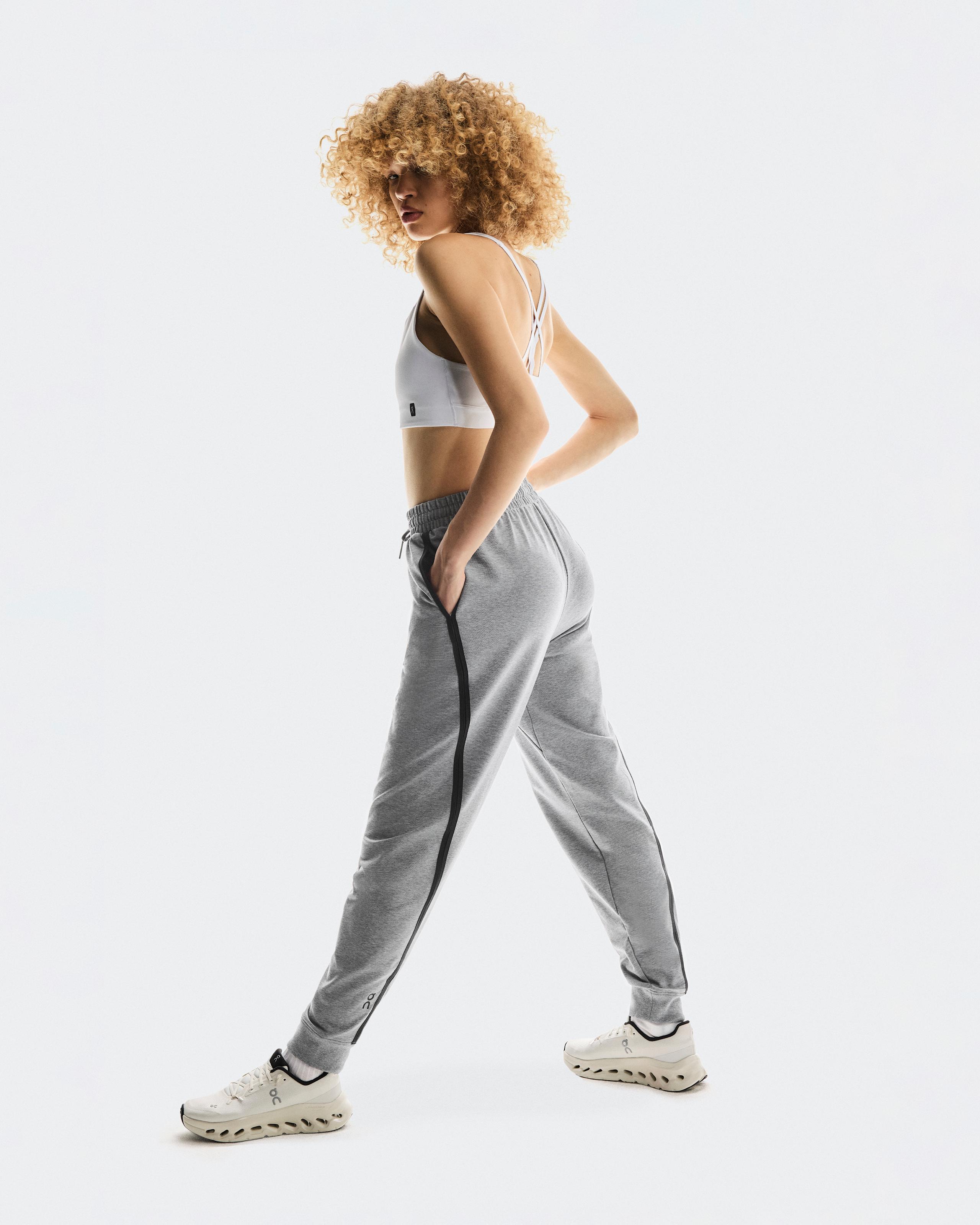 Женские джоггеры On Studio Joggers, Basalt — фото 3
