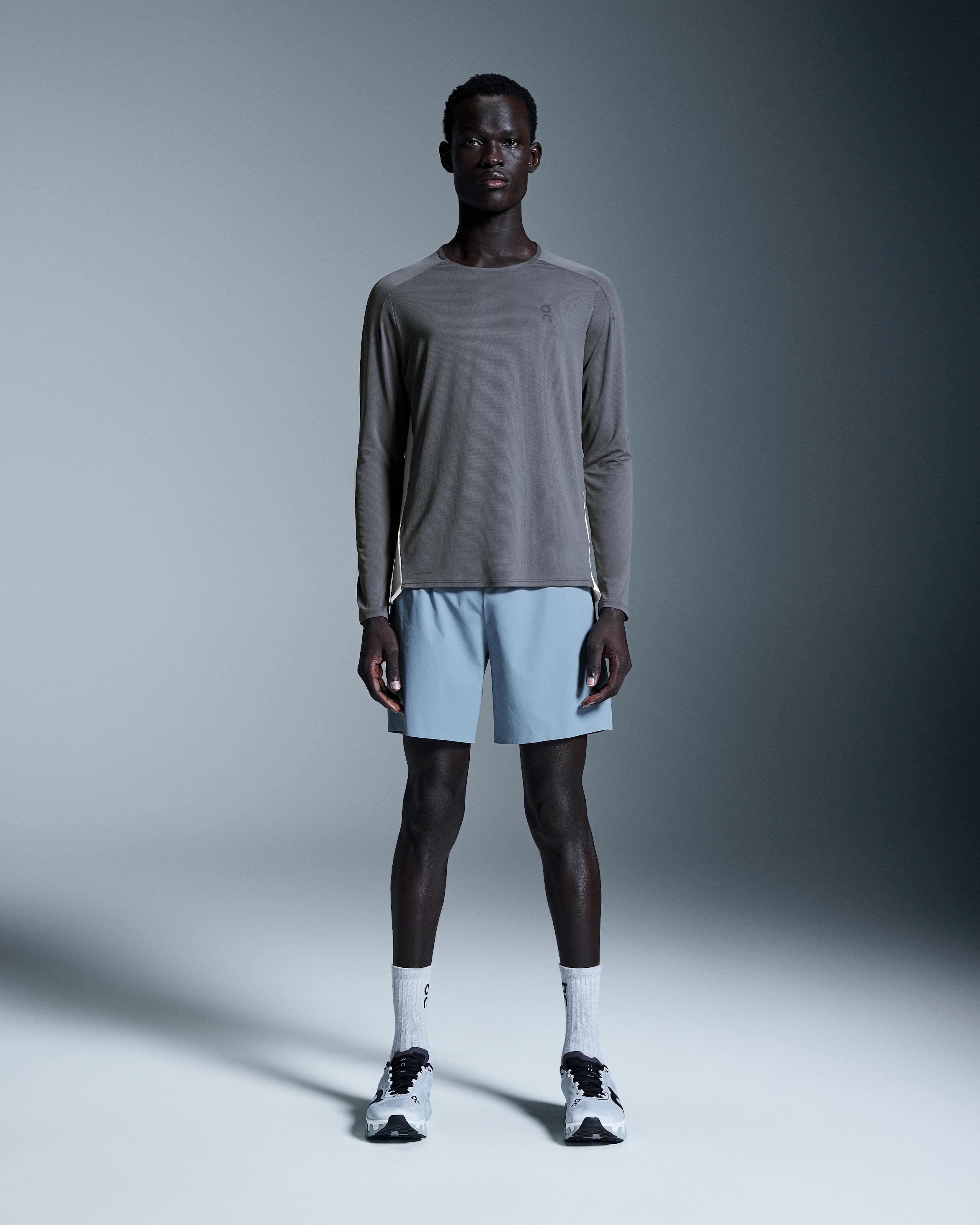 7" Performance Shorts Chambray