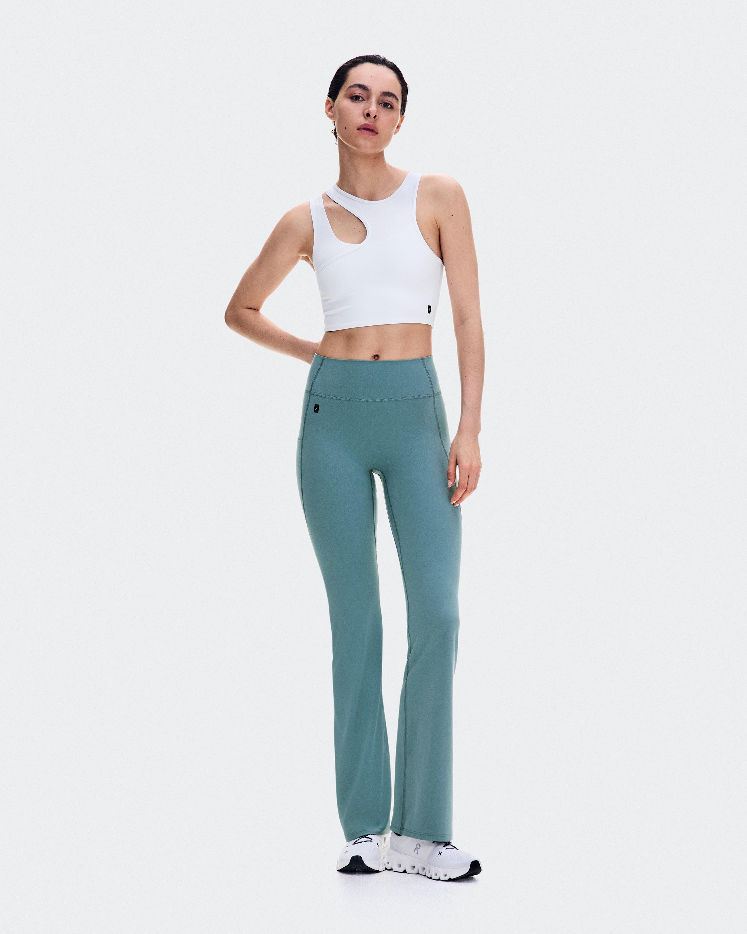 Studio Asymmetric Crop White