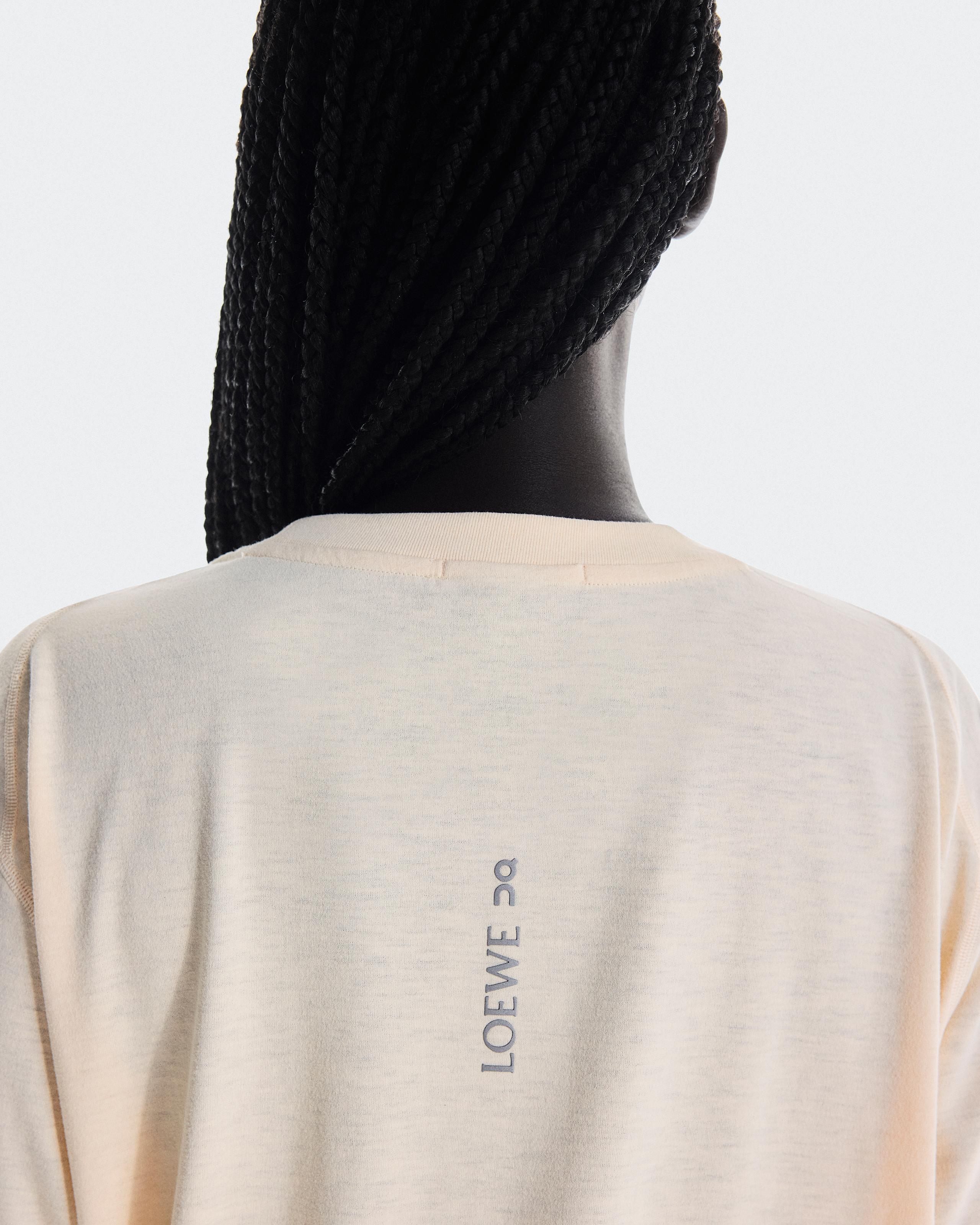 Футболка Active T-Shirt LOEWE, цвет слоновой кости — фото 4