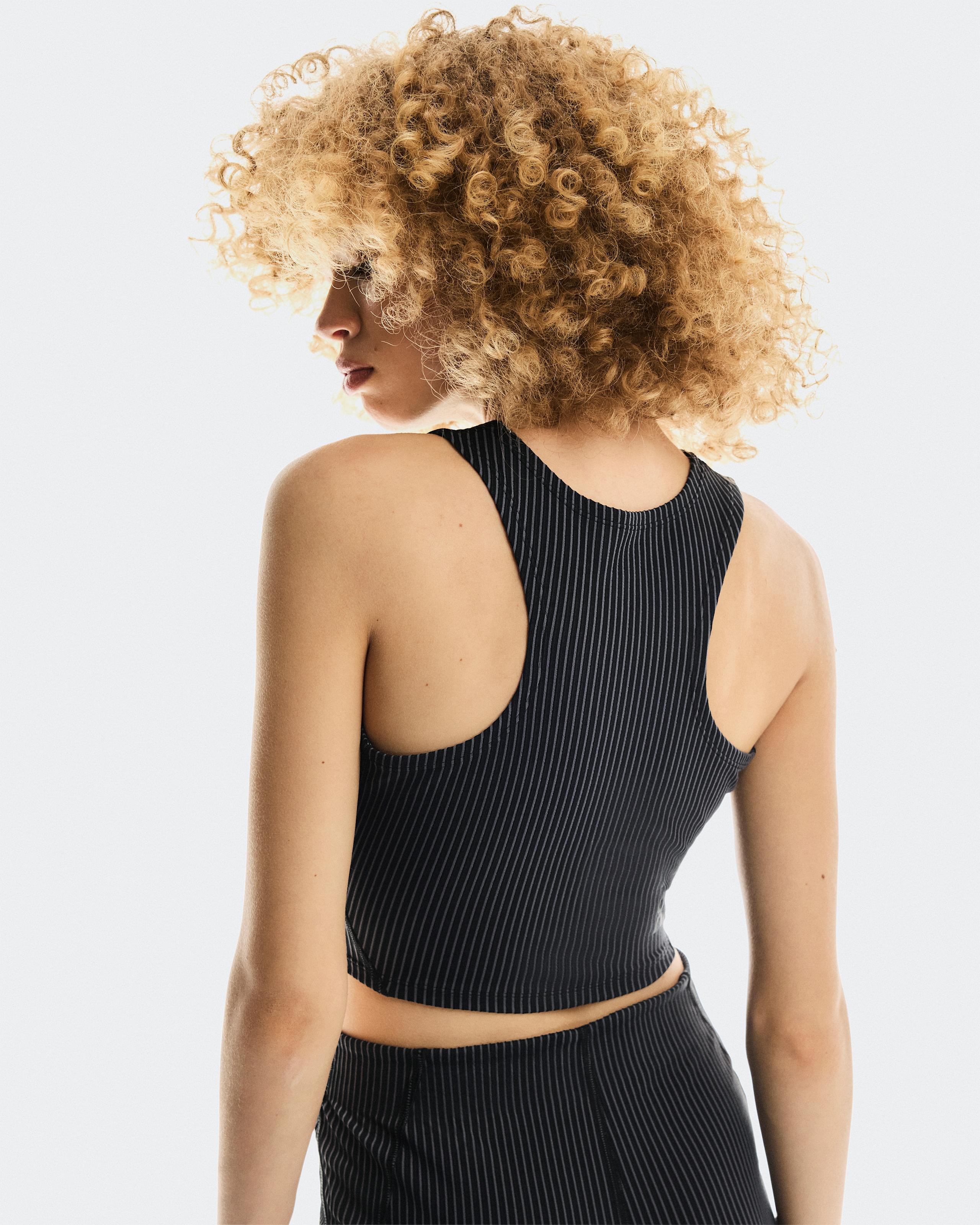 Женский укороченный топ All-Day Ribbed Crop, чёрный / серый — фото 4
