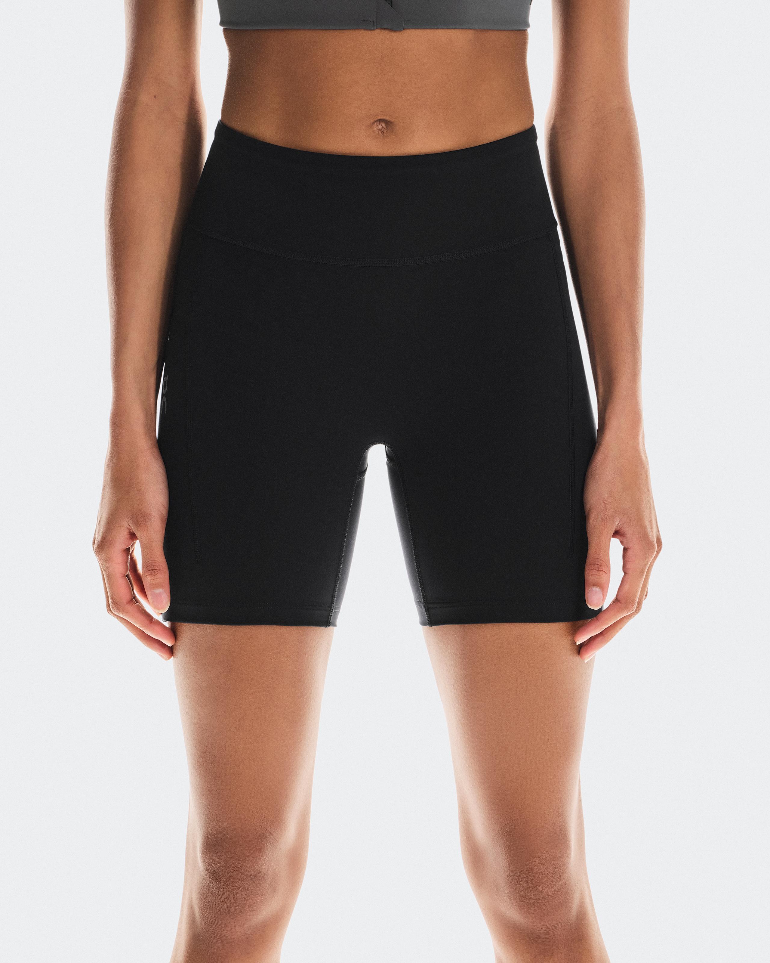 Женские тайтсы On Performance Tights Short, Black — фото 4
