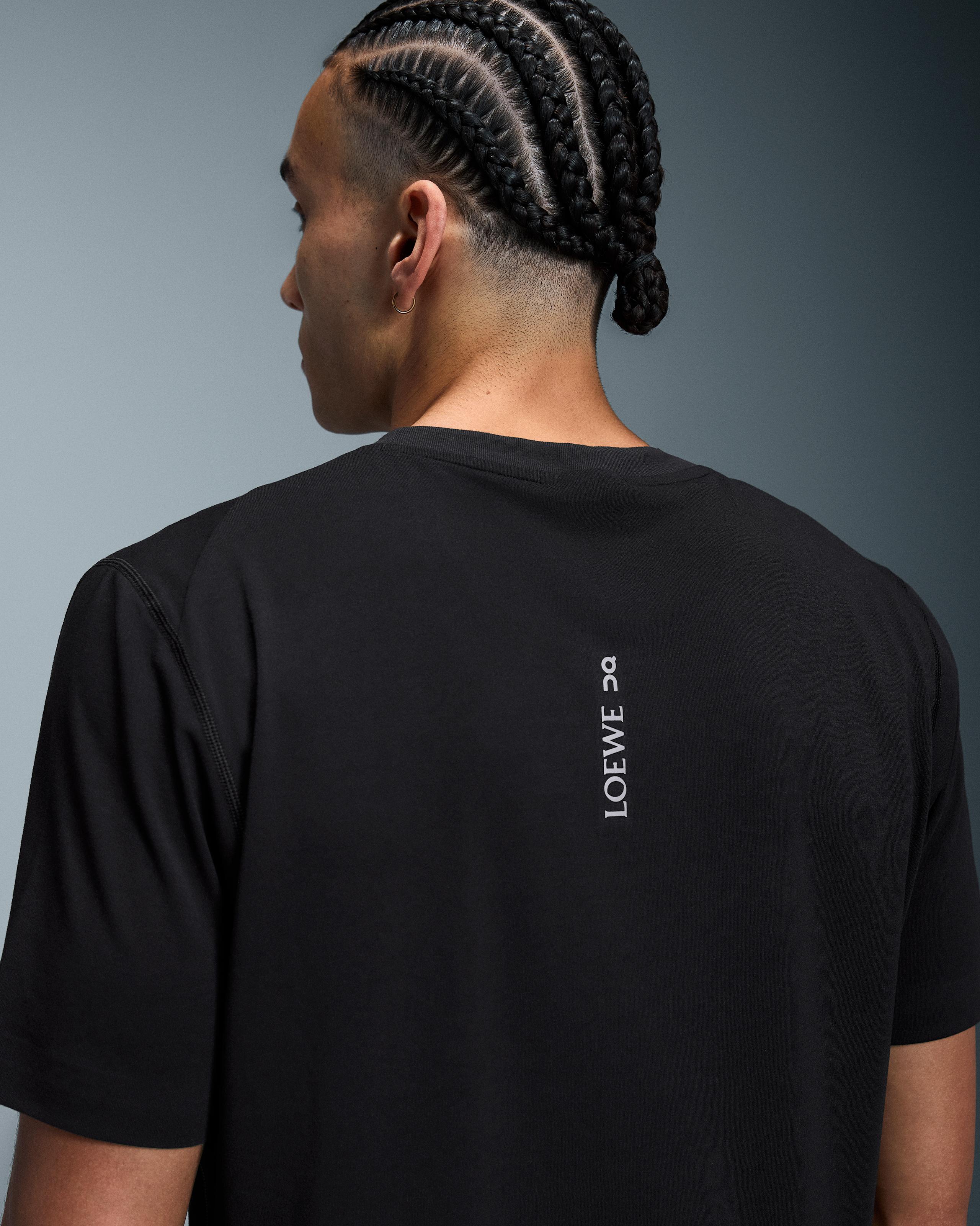 Футболка мужская On Active T-Shirt LOEWE, цвет чёрный (Black) — фото 5